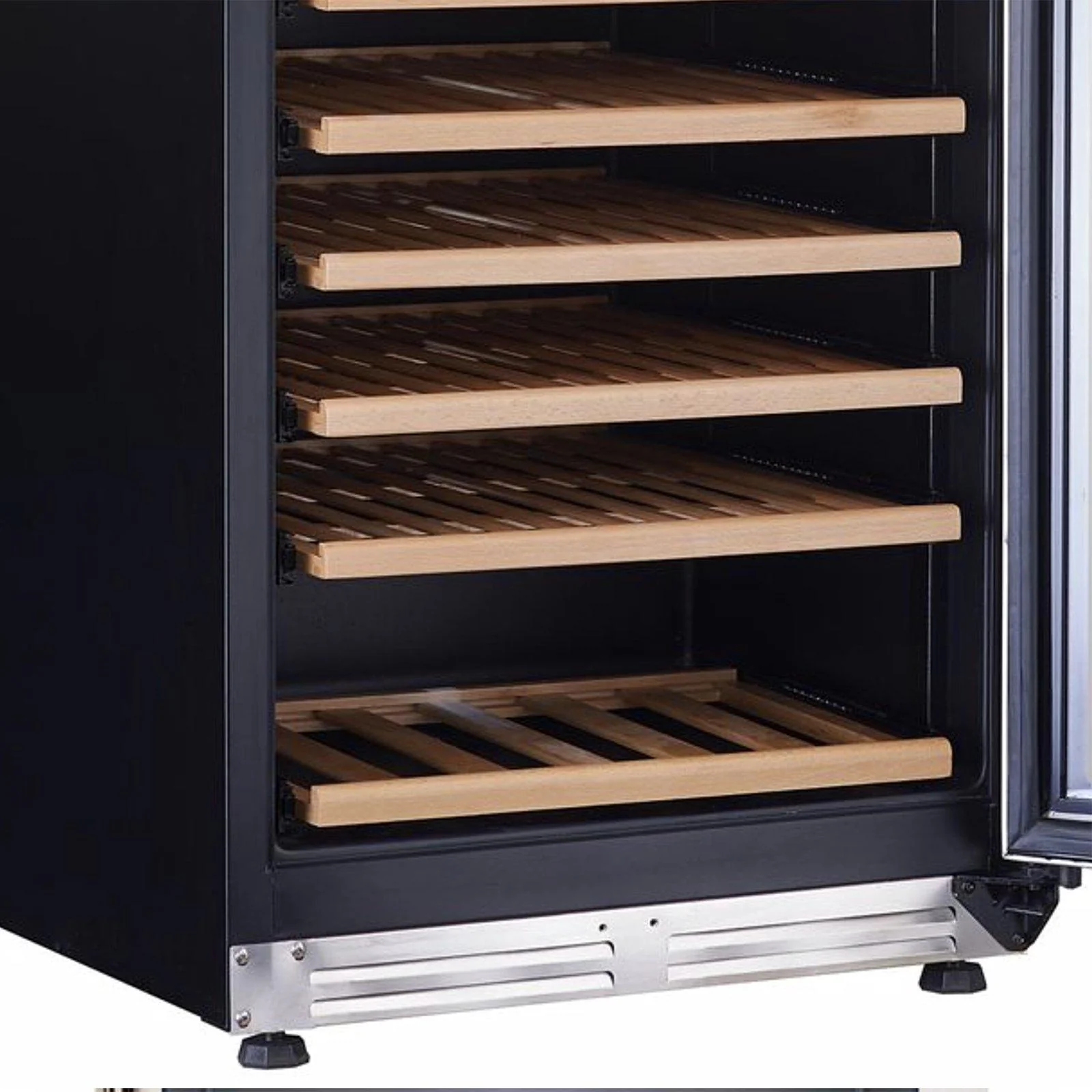 Avanti WCF165S3SS 165 Bottle DESIGNER Series Wine Cooler - Stainless Steel / 165 Bottles - Image 4