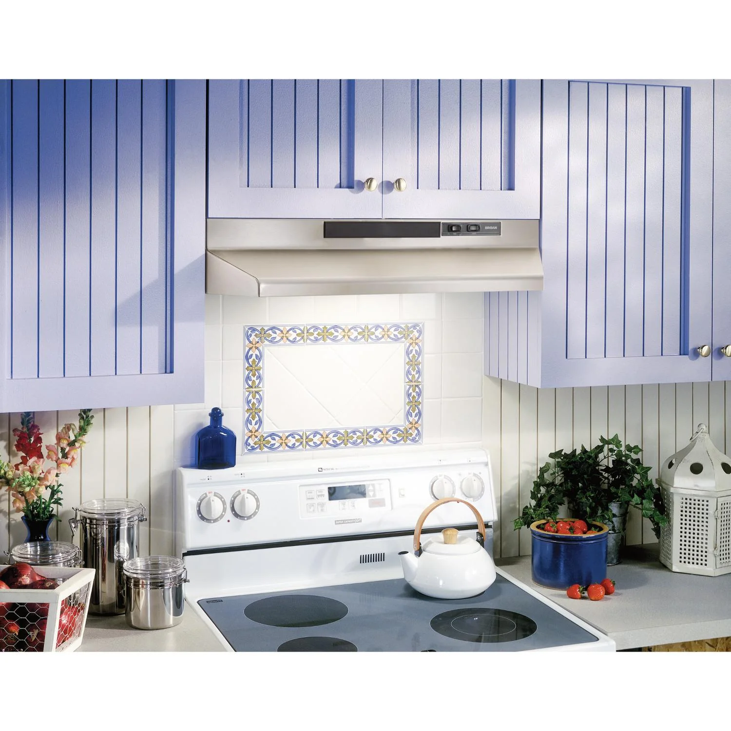 F402404 Broan® 24-Inch Convertible Under-Cabinet Range Hood, 160 CFM, Stainless Steel - Image 2