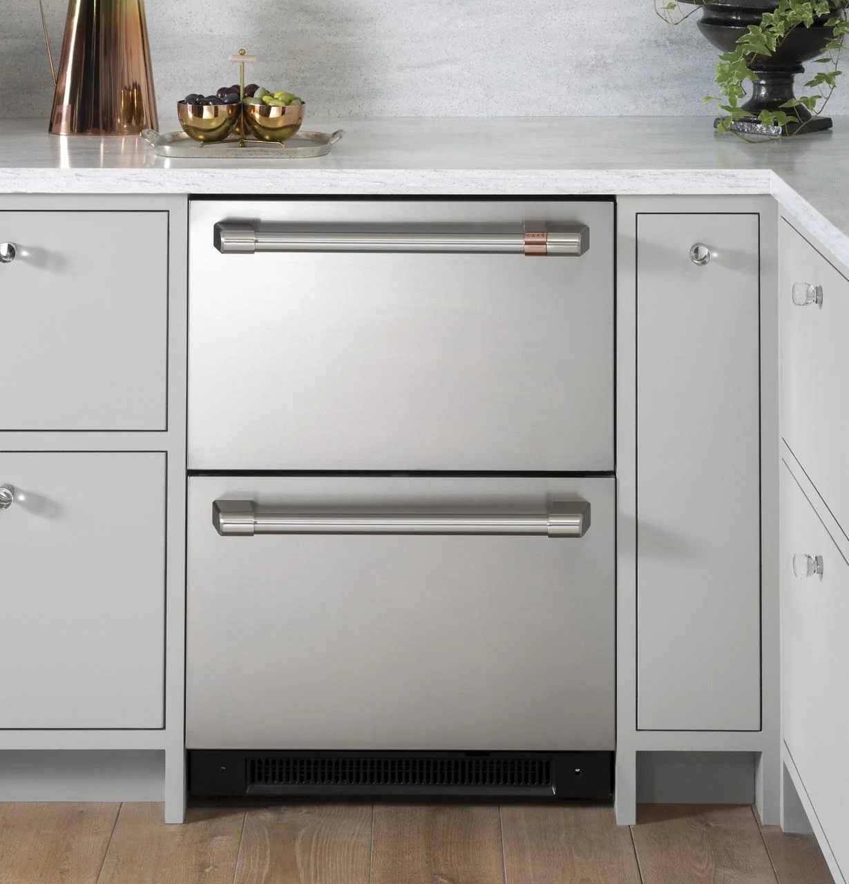 Cafe CDE06RP4NW2 CAF(EBACK)™ 5.7 Cu. Ft. Built-In Dual-Drawer Refrigerator - Image 13