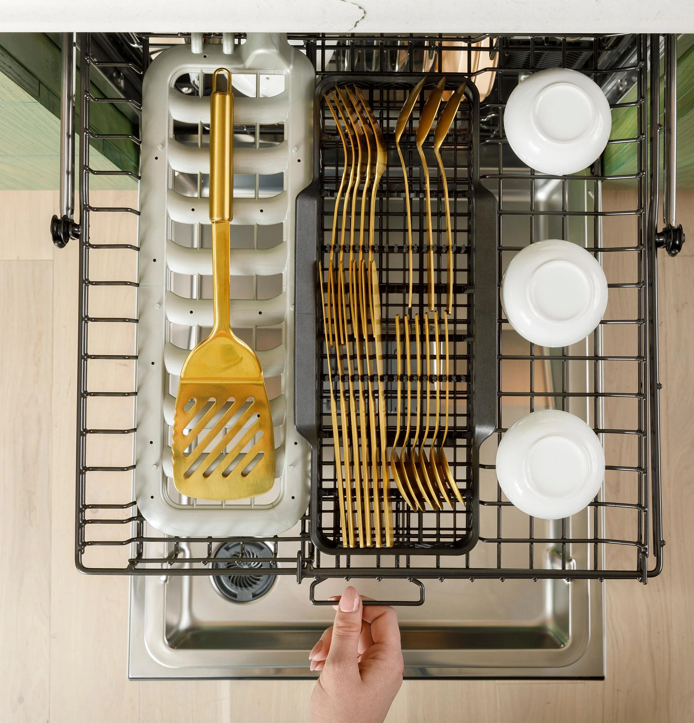 Cafe CDT888P2VS1 CAF(EBACK)™ CustomFit ENERGY STAR Stainless Interior Smart Dishwasher with Ultra Wash Top Rack and Dual Convection Ultra Dry, LED Lights, 39 dBA - Image 24