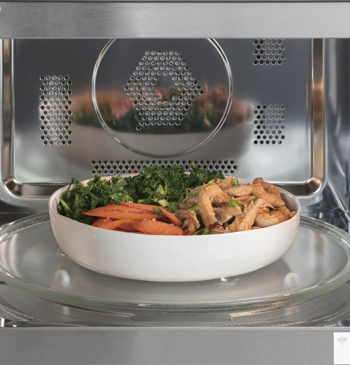 Caf(eback)™ 1.5 Cu. Ft. Smart Countertop Convection/Microwave Oven in Platinum Glass - Image 5