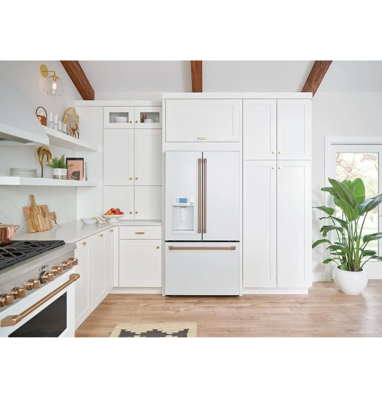 Cafe CFE28TP4MW2 CAF(EBACK)™ ENERGY STAR® 27.7 Cu. Ft. Smart French-Door Refrigerator with Hot Water Dispenser - Image 8