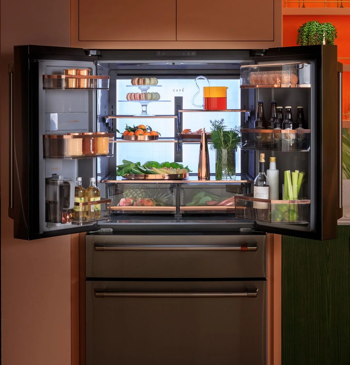 Cafe CGE29DP2TS1 CAF(EBACK)™ ENERGY STAR® 28.7 Cu. Ft. Smart 4-Door French-Door Refrigerator With Dual-Dispense AutoFill Pitcher - Image 15