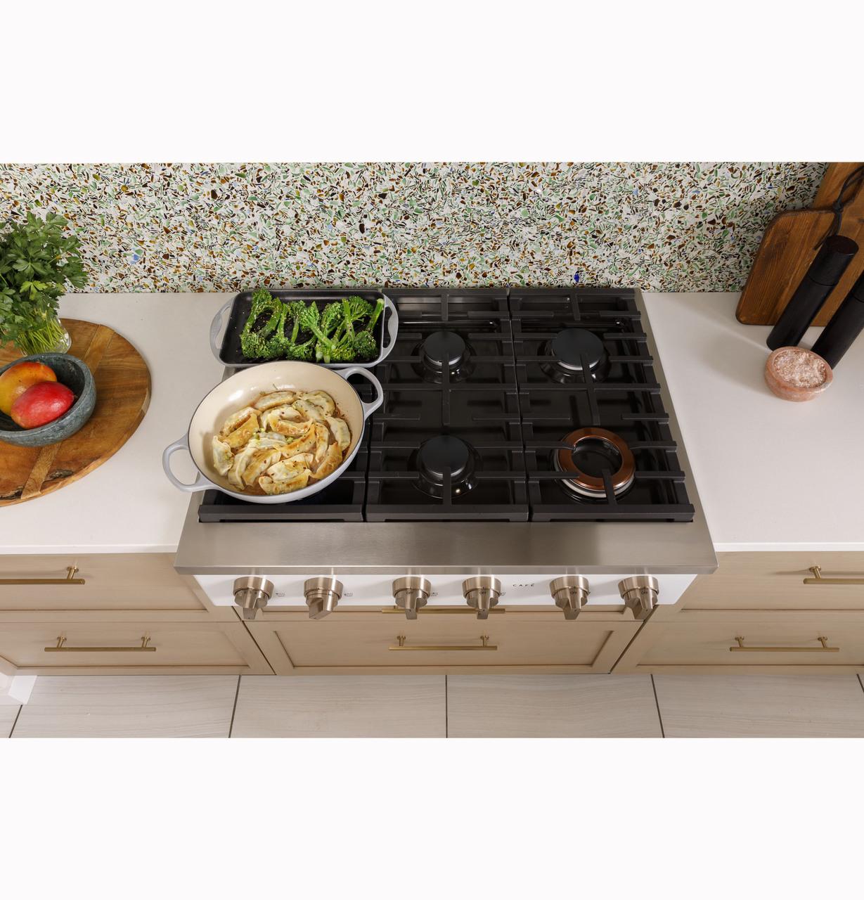 Cafe CGU366P4TW2 CAF(EBACK)™ 36" Commercial-Style Gas Rangetop with 6 Burners (Natural Gas) - Image 10