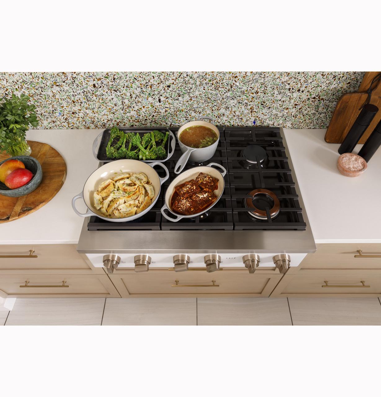 Cafe CGU366P4TW2 CAF(EBACK)™ 36" Commercial-Style Gas Rangetop with 6 Burners (Natural Gas) - Image 12