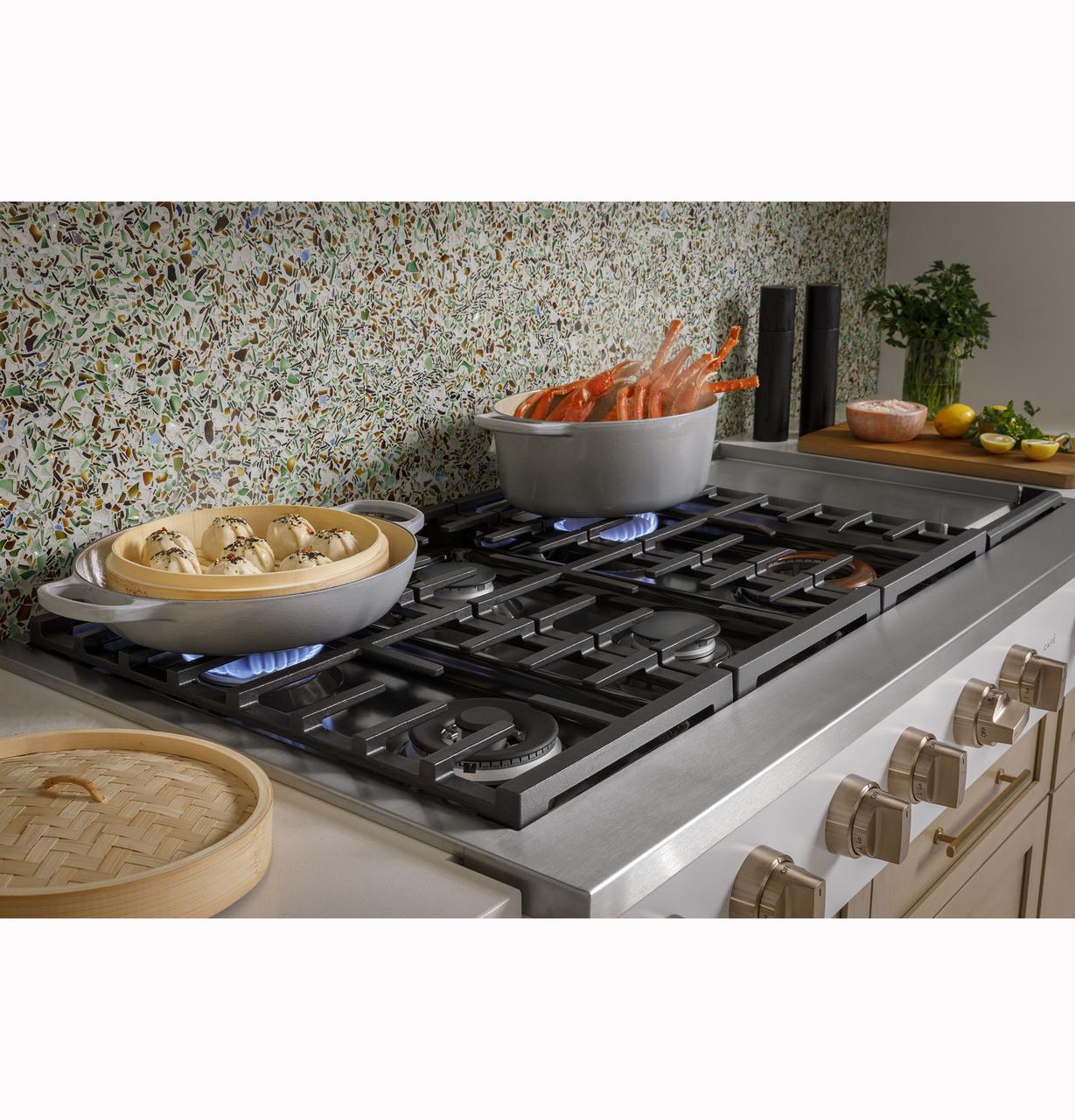 Cafe CGU486P2TS1 CAF(EBACK)™ 48" Commercial-Style Gas Rangetop with 6 Burners and Integrated Griddle (Natural Gas) - Image 16
