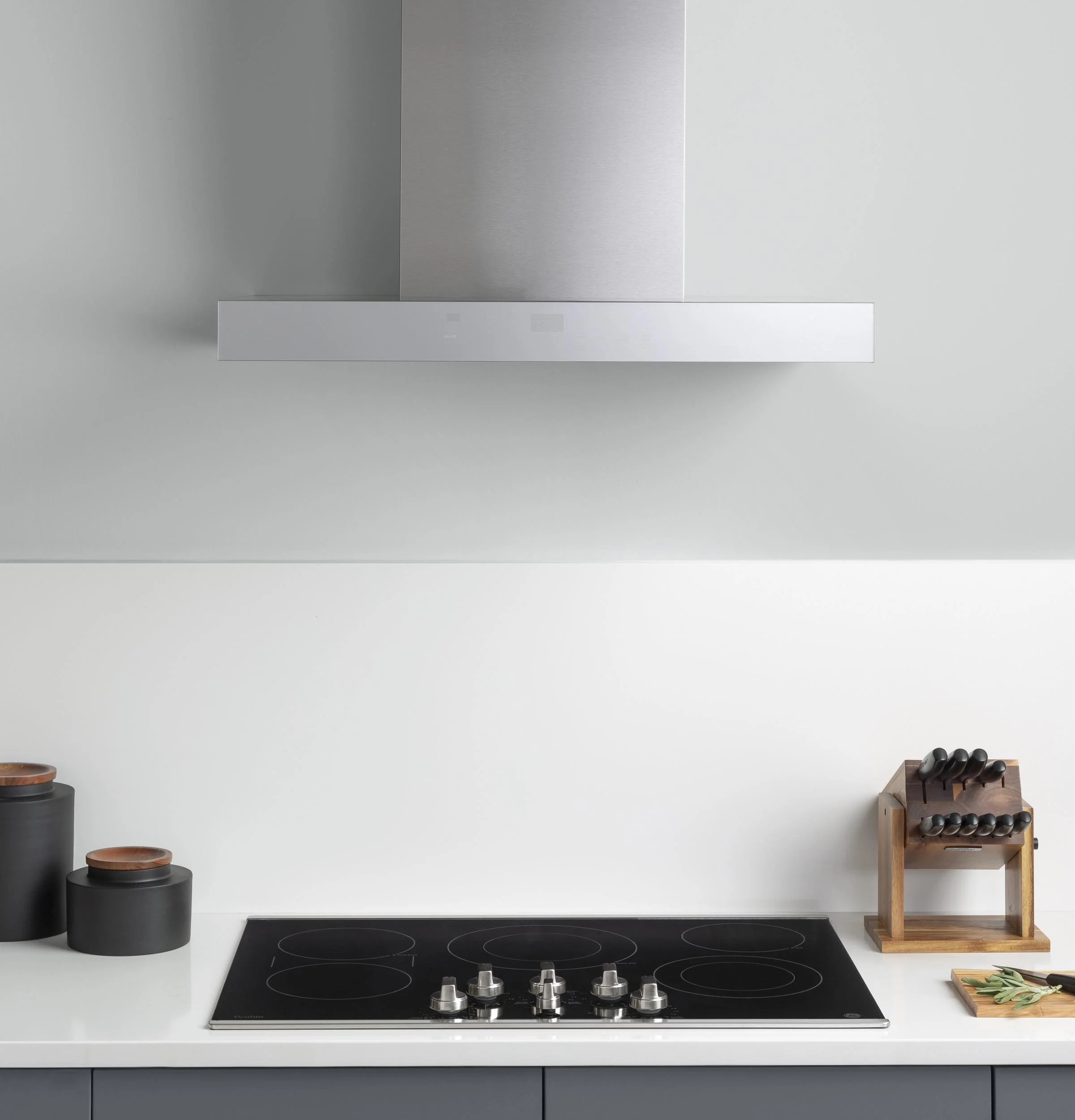 Cafe UVW9301SLSS 30" Smart Designer Wall Mount Hood w/ Perimeter Venting - Image 5