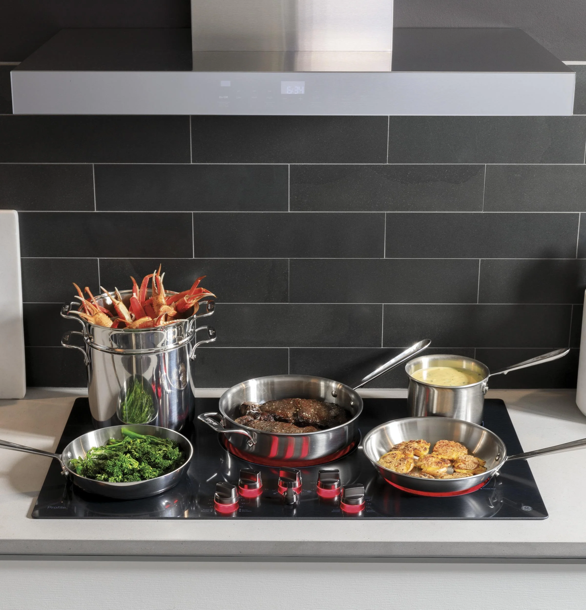 Cafe UVW9361SLSS 36" Smart Designer Wall Mount Hood w/ Perimeter Venting - Image 16