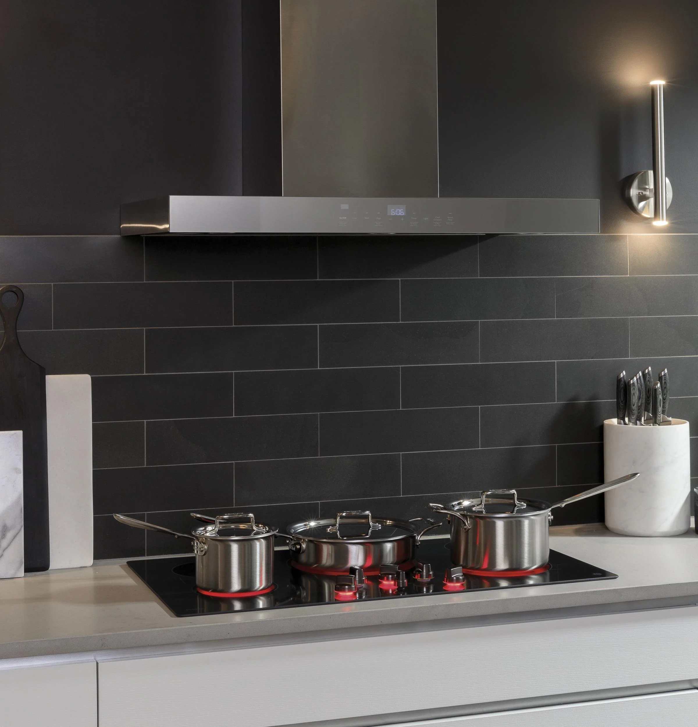 Cafe UVW9361SLSS 36" Smart Designer Wall Mount Hood w/ Perimeter Venting - Image 19
