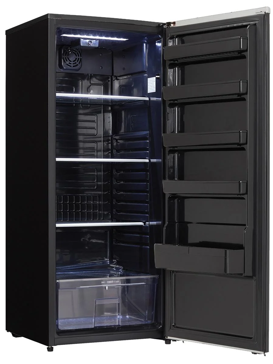 DAR110A3MDB Danby 11.0 cu. ft. Apartment Size Fridge in Black - Image 4