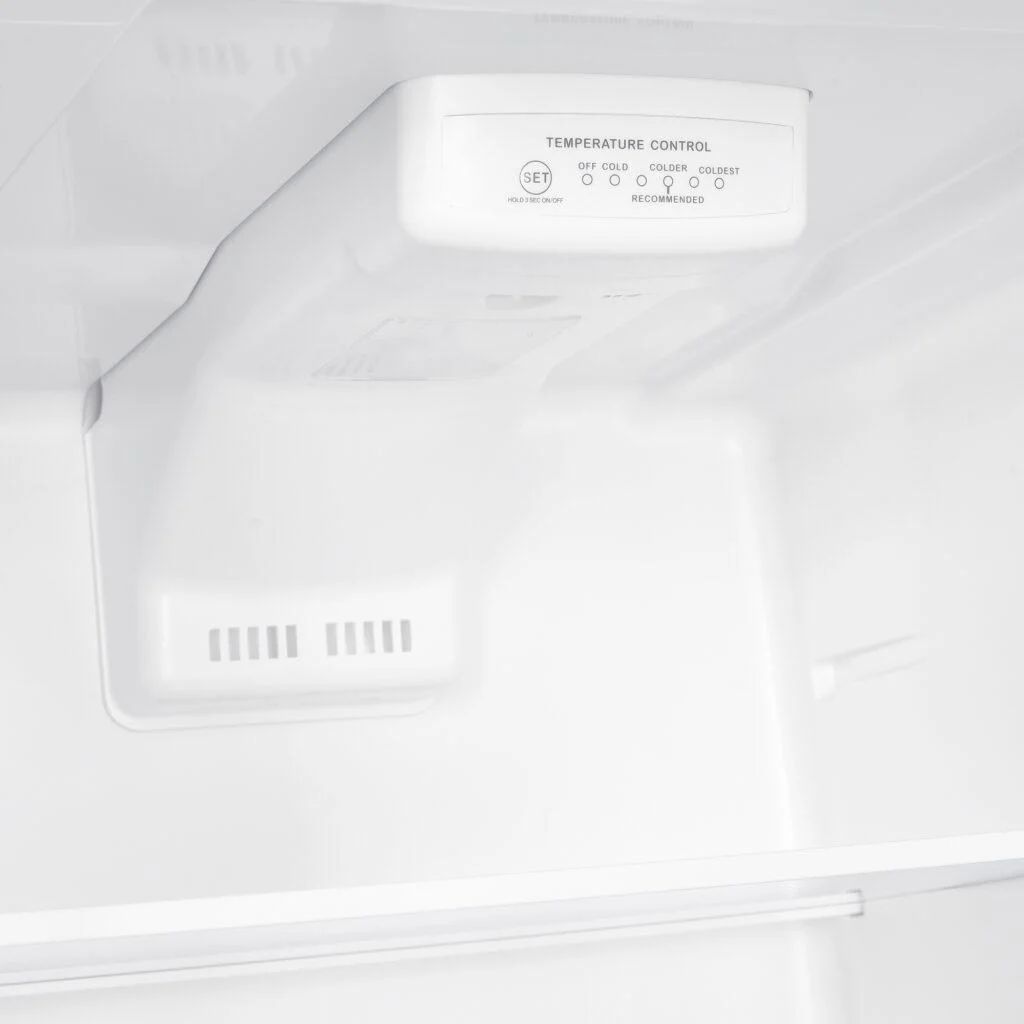 Danby WFF176SL Woods 18.0 cu. ft. Top Mount Frost-Free Fridge in Stainless Steel Look - Image 6