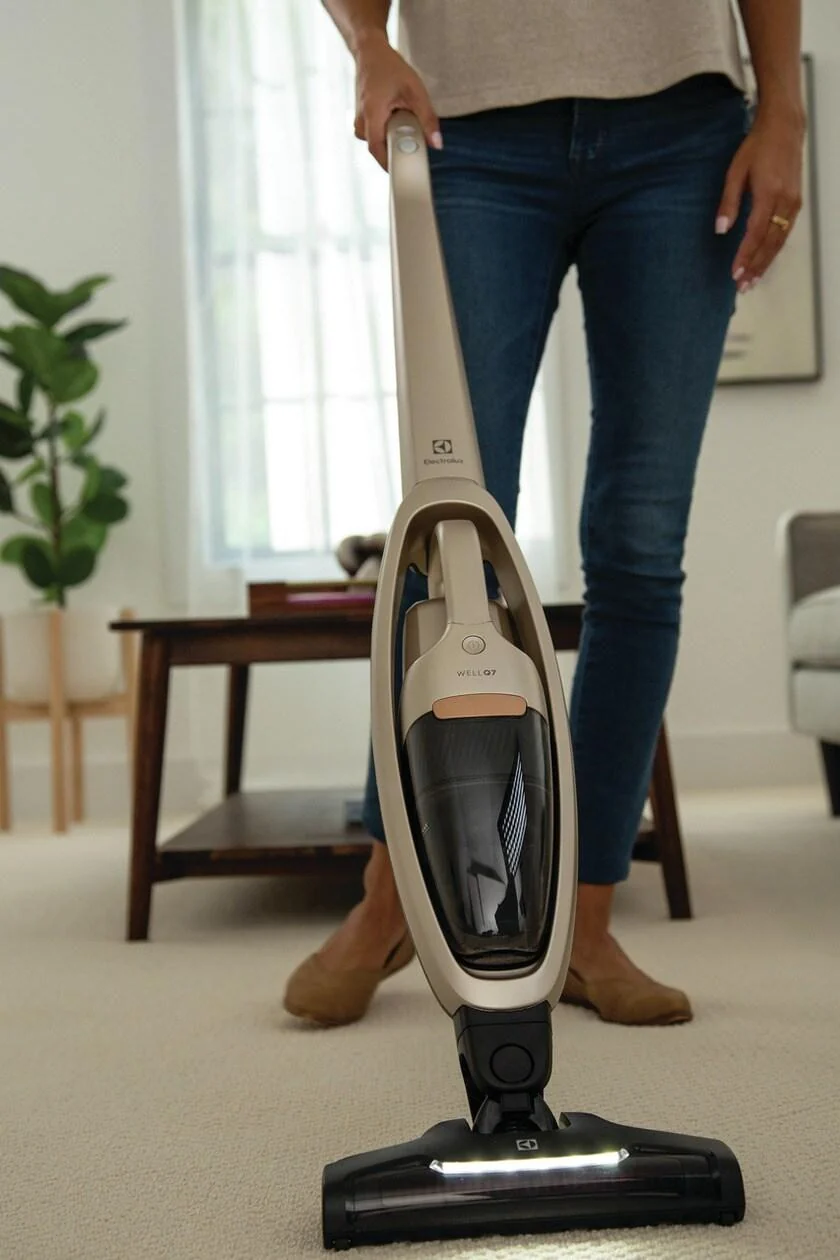 Electrolux EHVS35H2AQ WellQ7™ Hard Floor Vacuum - Image 10