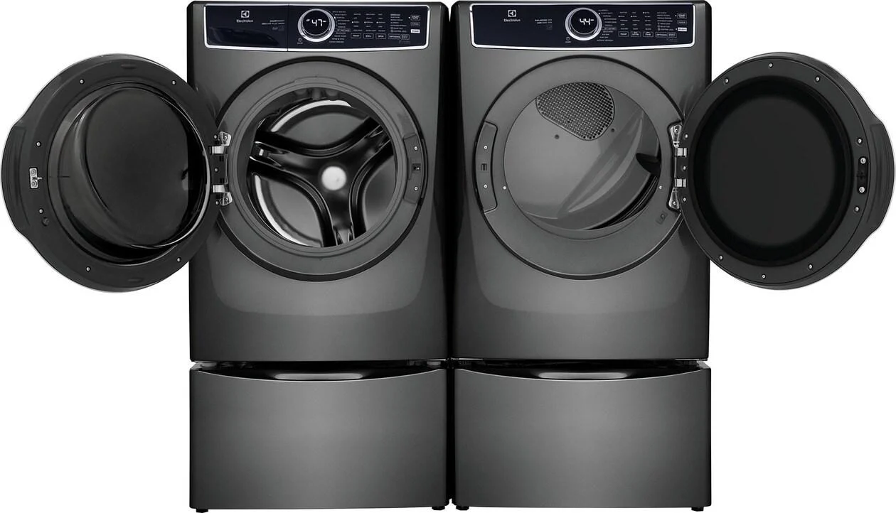 Electrolux ELFE7637AT Front Load Perfect Steam™ Electric Dryer with Balanced Dry™ and Instant Refresh - 8.0 Cu. Ft. - Image 33