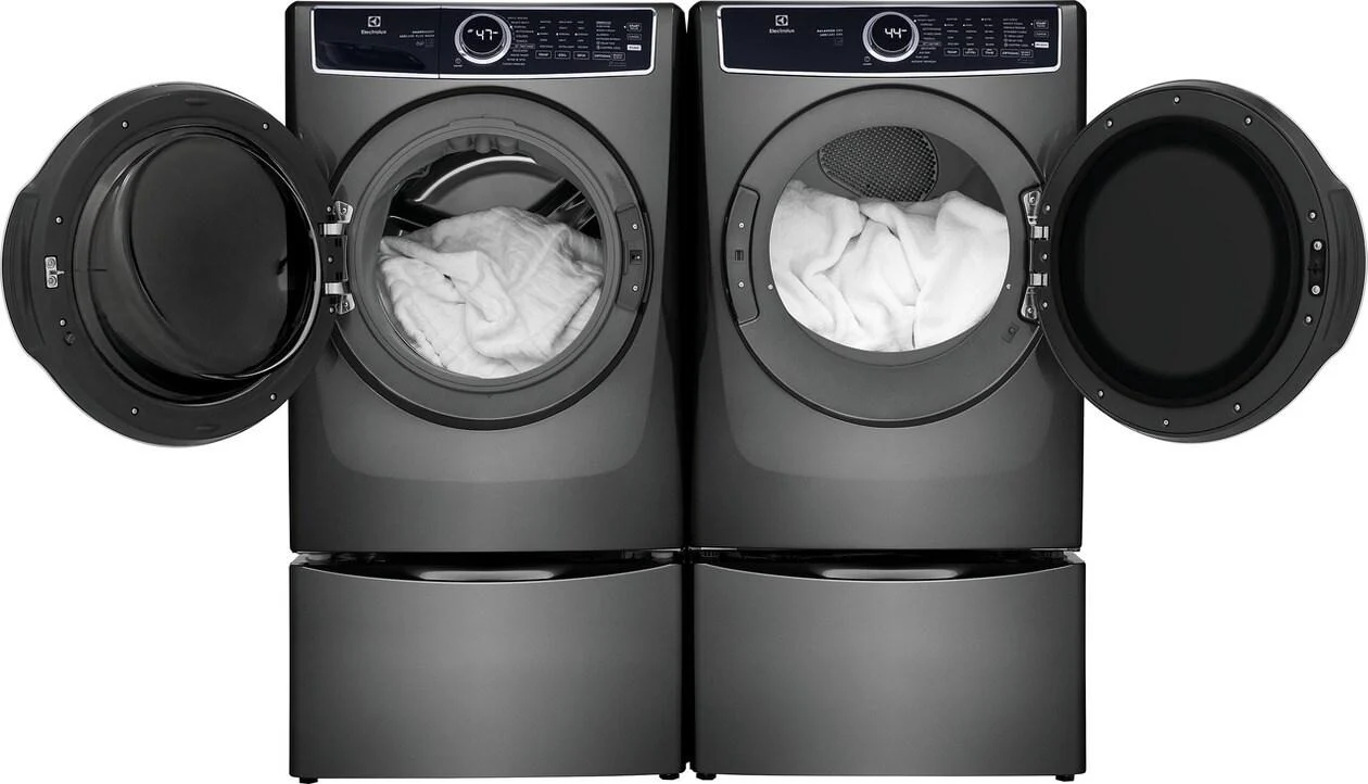 Electrolux ELFE7637AT Front Load Perfect Steam™ Electric Dryer with Balanced Dry™ and Instant Refresh - 8.0 Cu. Ft. - Image 34