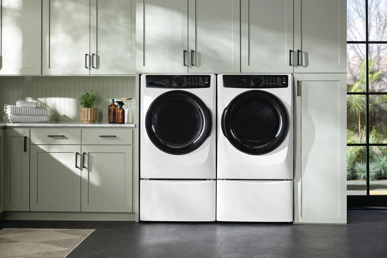 Electrolux ELFE7738AW Front Load Perfect Steam™ Electric Dryer with Balanced Dry™ and Instant Refresh - 8.0 Cu. Ft. - Image 5