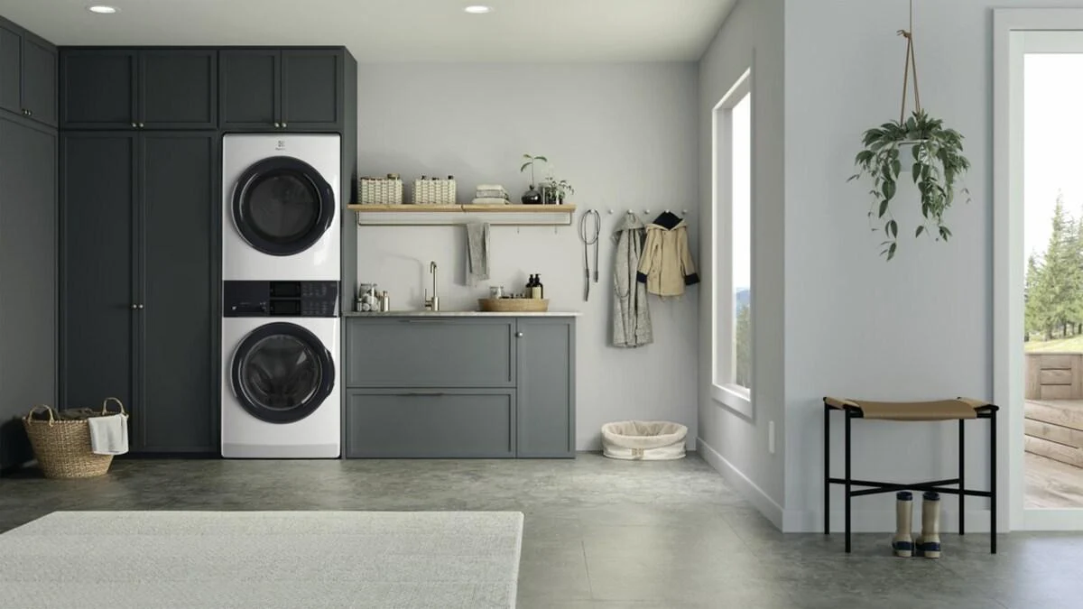 Electrolux ELTE7300AW Laundry Tower Single Unit Front Load 4.4 Cu. Ft. Washer & 8 Cu. Ft. Electric Dryer - Image 7