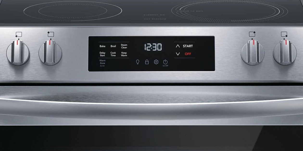 Frigidaire FCFE3062AS 30" Front Control Electric Range - Image 5