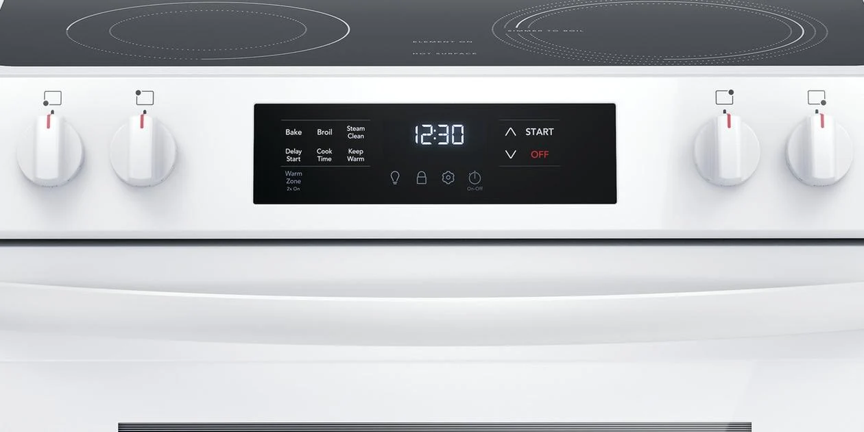 Frigidaire FCFE3062AW 30" Front Control Electric Range - Image 6