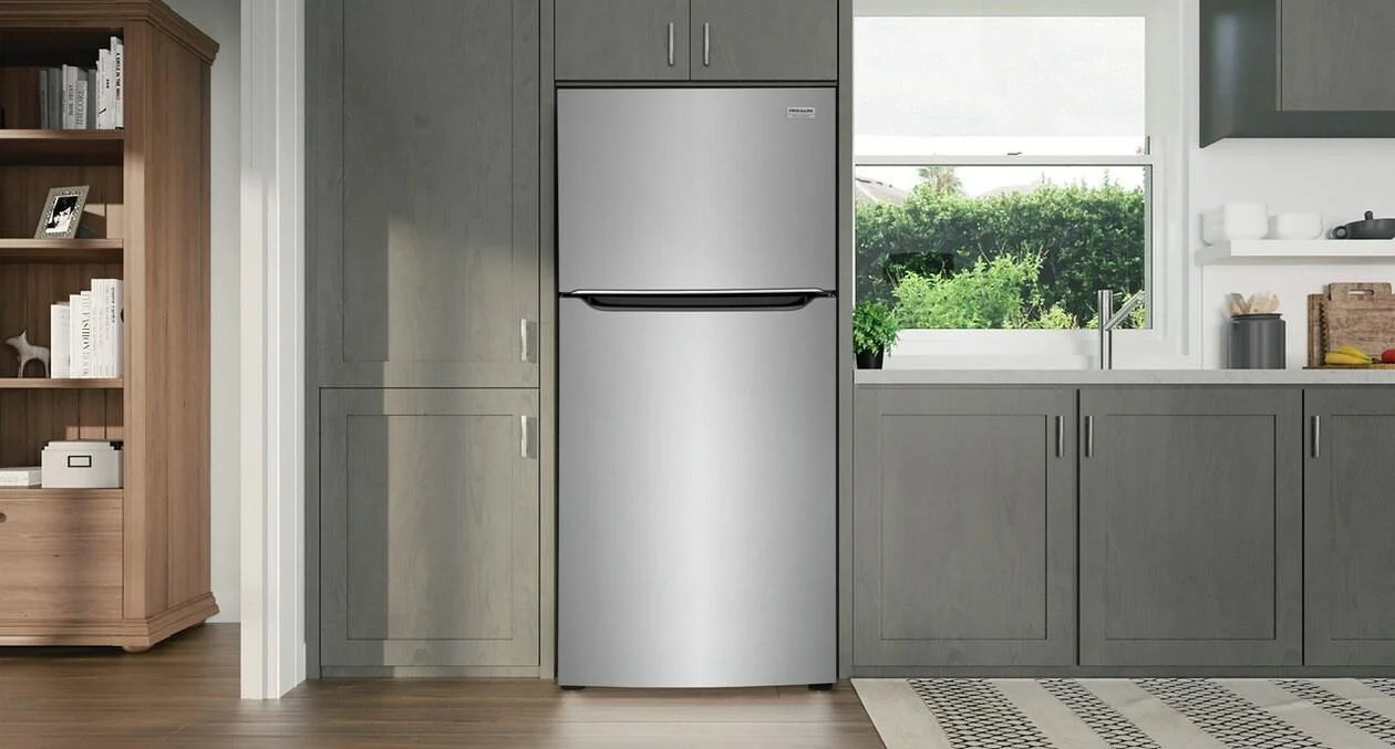 Frigidaire FGHT2055VF 20 Cu. Ft. Garage Ready Top Freezer Refrigerator - Image 2