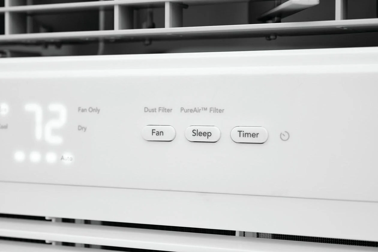 Frigidaire 12,000 BTU Window Room Air Conditioner - Image 5