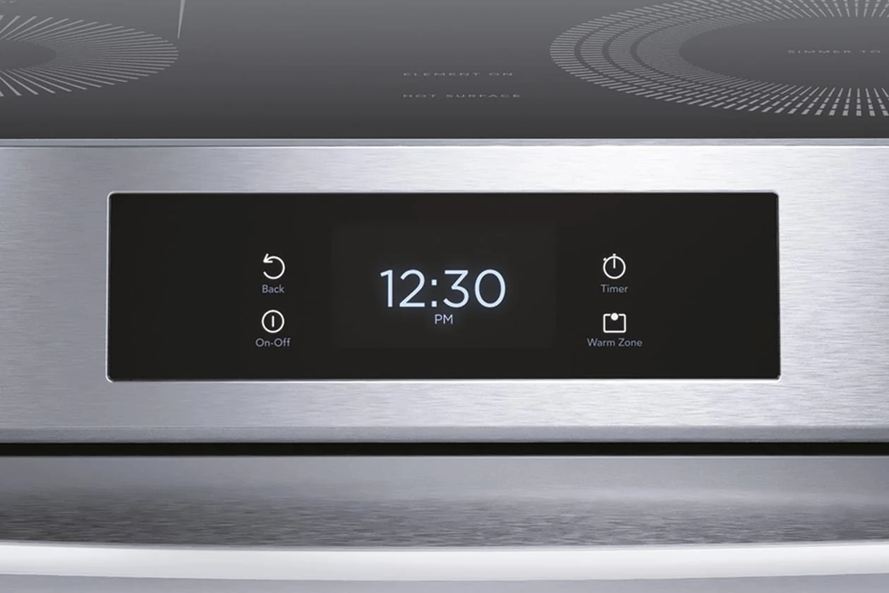 Frigidaire GCFE3060BF 30" Front Control Electric Range with Total Convection - Image 5