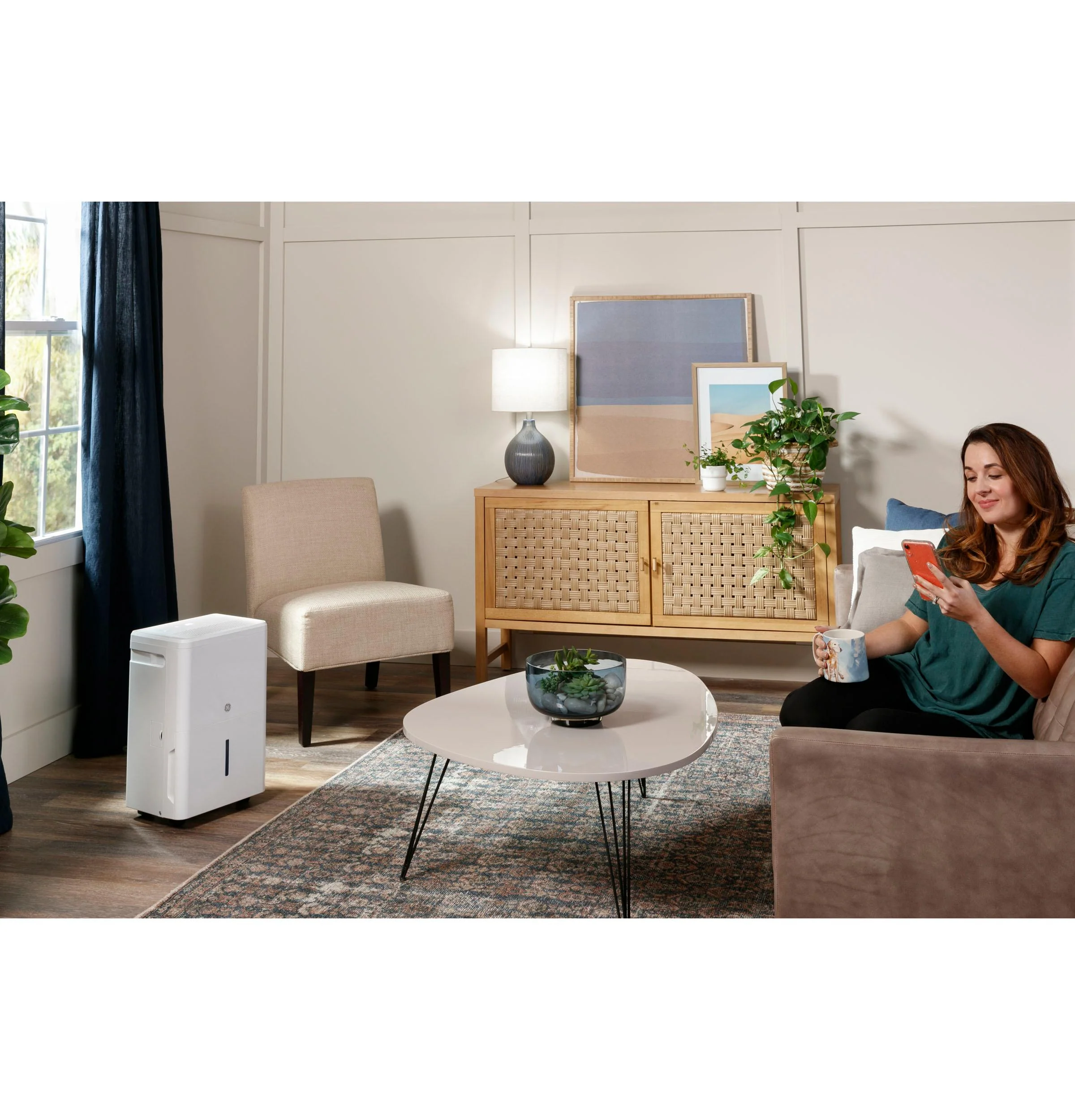 ADHR35LB GE® ENERGY STAR® 35 Pint Portable Dehumidifier with Smart Dry for Very Damp Spaces - Image 3