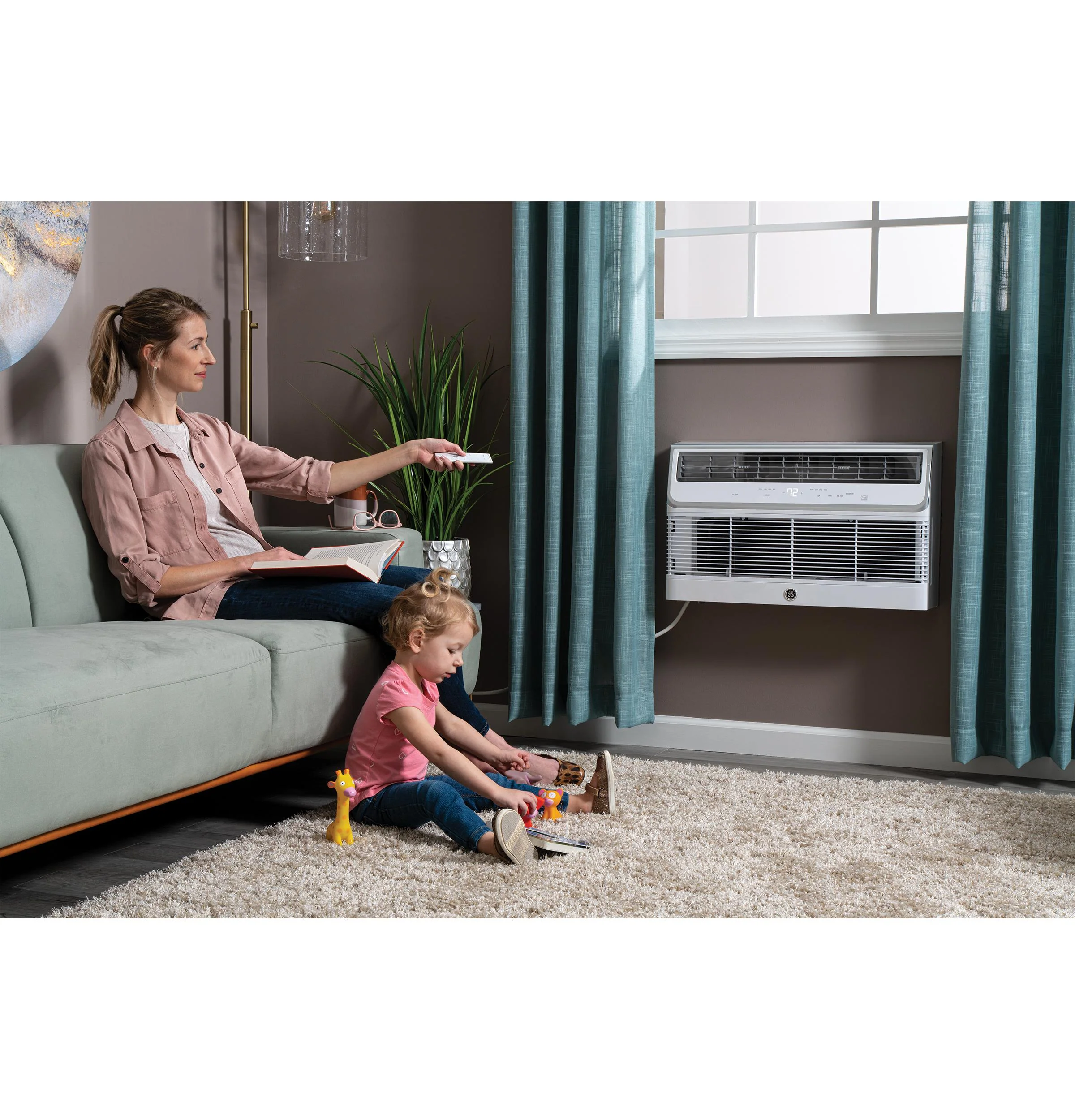 AJCQ12DWJ GE® 230/208 Volt Built-In Cool-Only Room Air Conditioner - Image 9