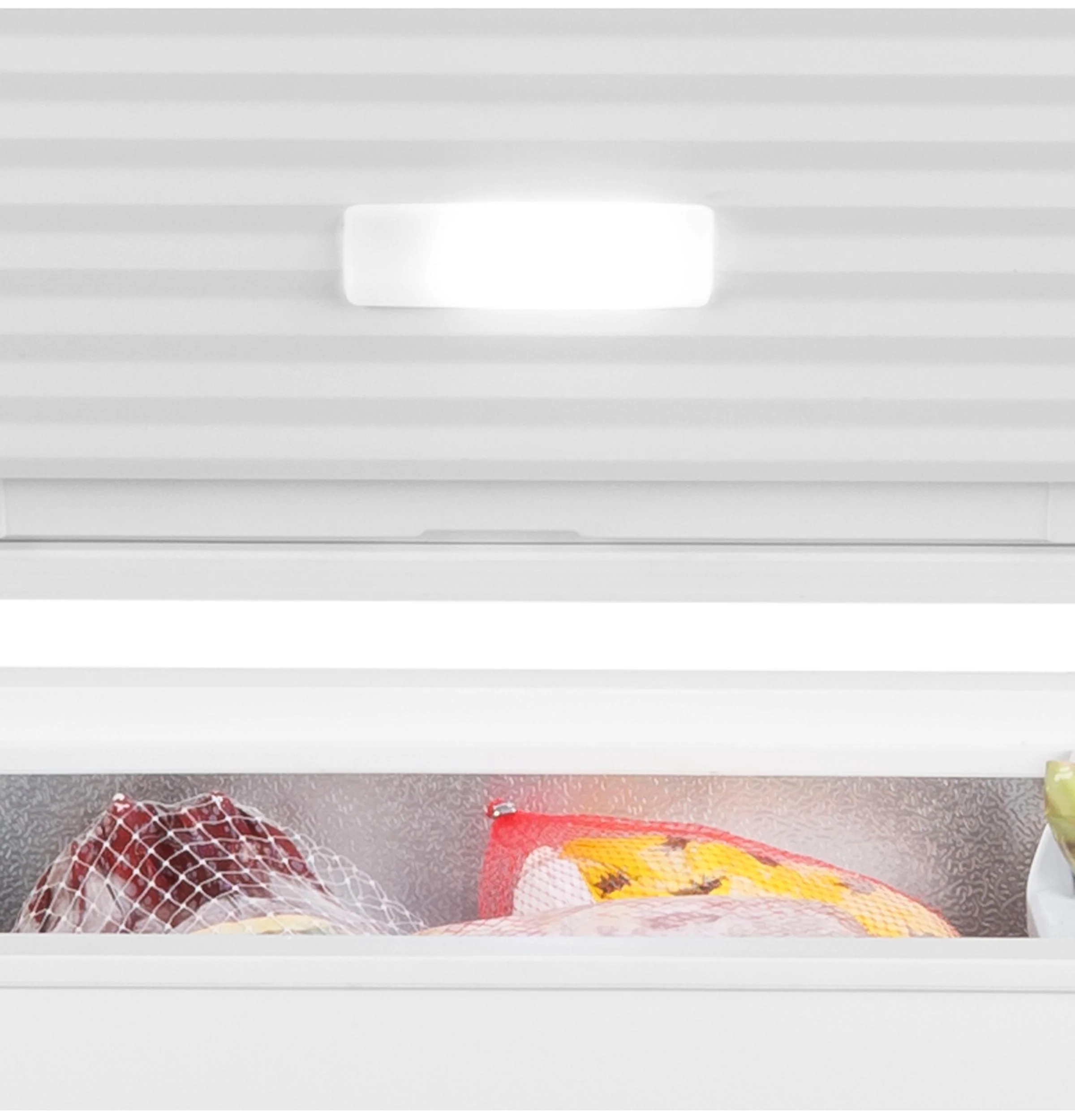FCM11SRWW GE® 10.7 Cu. Ft. Manual Defrost Chest Freezer - Image 9