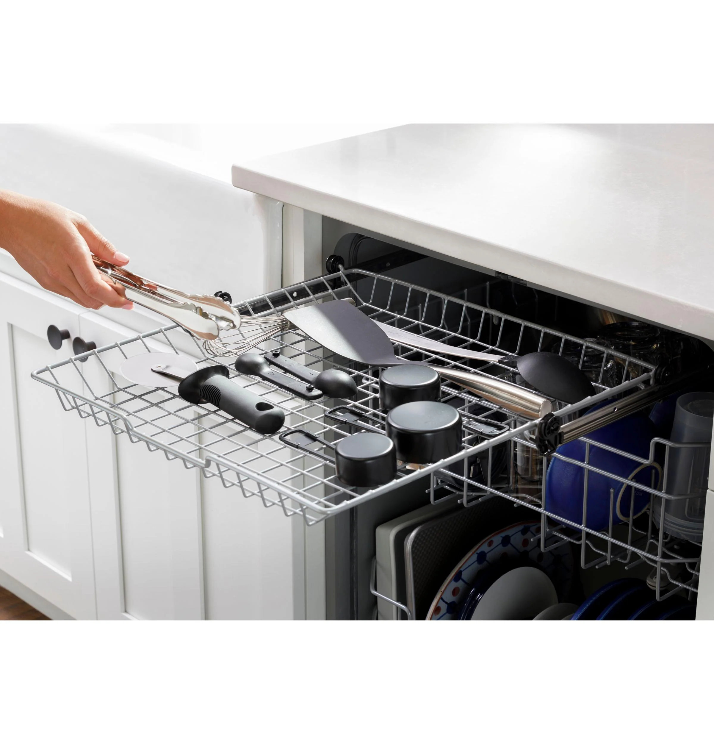 GDT595HYYFS GE® ENERGY STAR® Top Control Hybrid Tub Dishwasher with Third Rack, Bottle Jets, Dry Boost & 50 dBA - Image 21
