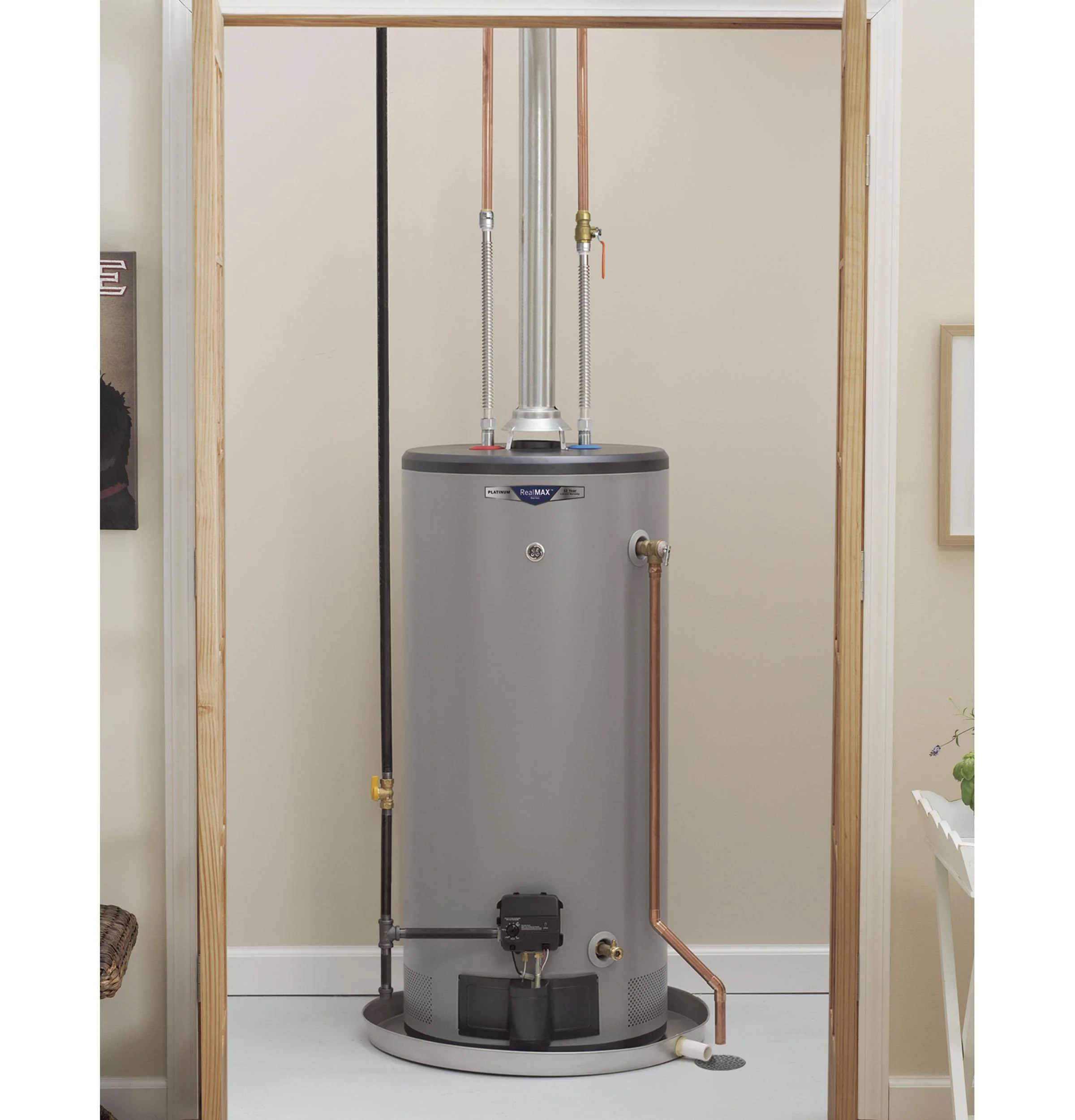 GG50S10BXR GE RealMAX Premium 50-Gallon Short Natural Gas Atmospheric Water Heater - Image 2