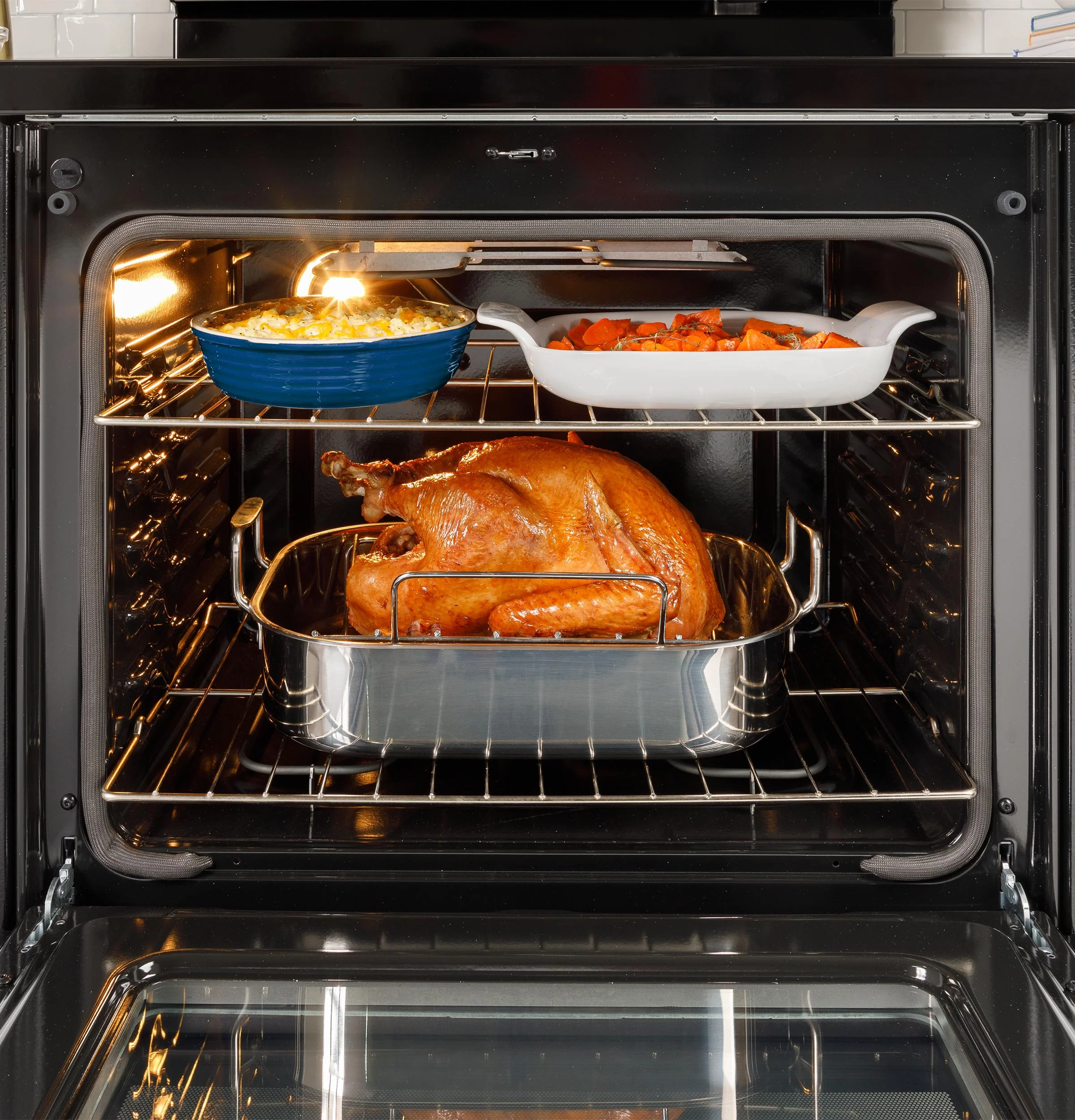 GRF500PVWW GE® ENERGY STAR® 30" Free-Standing Electric Range with Crisp Mode - Image 15