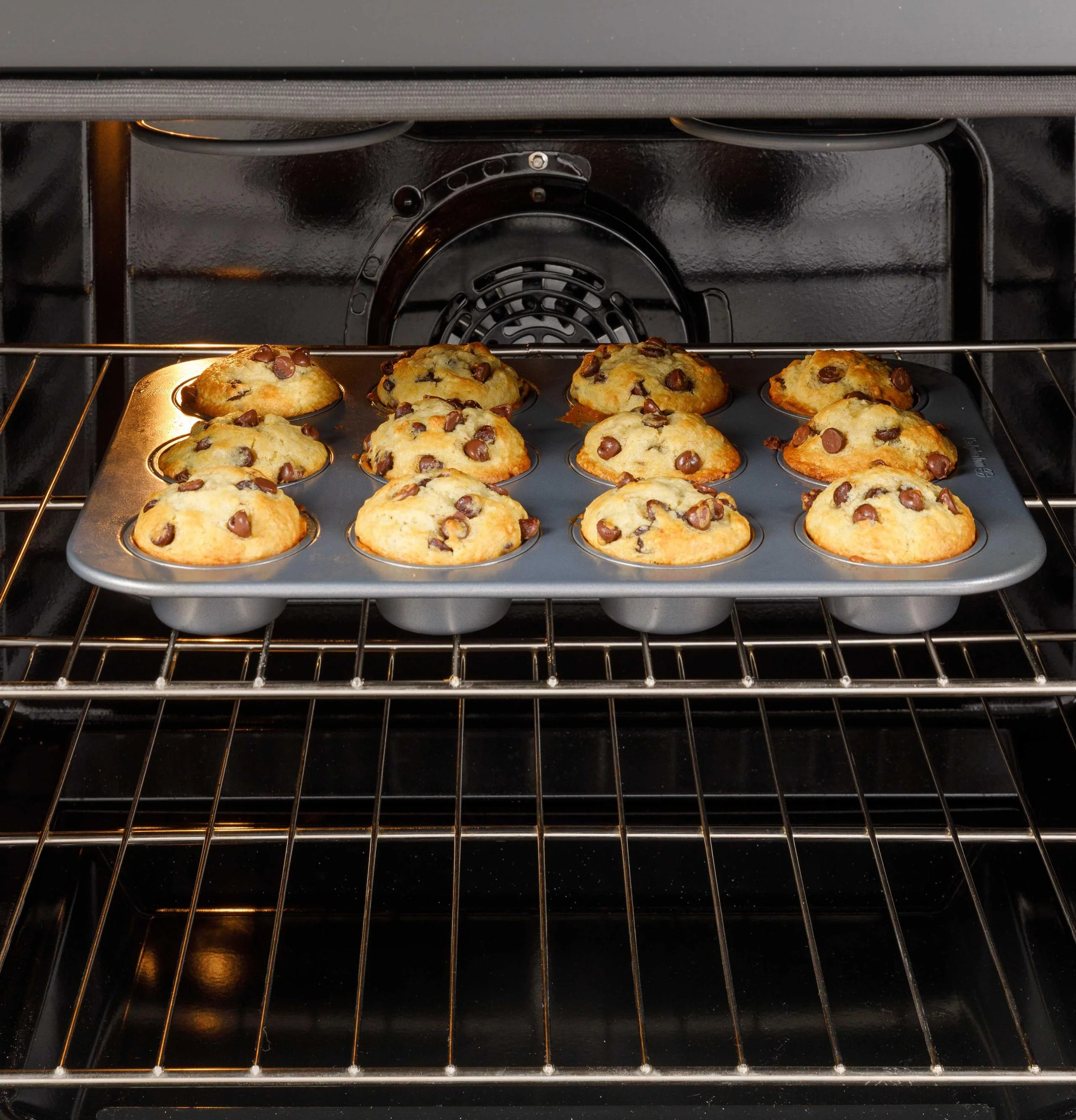 GRF600AVES GE® ENERGY STAR® 30" Free-Standing Electric Convection Range with No Preheat Air Fry and EasyWash™ Oven Tray - Image 21