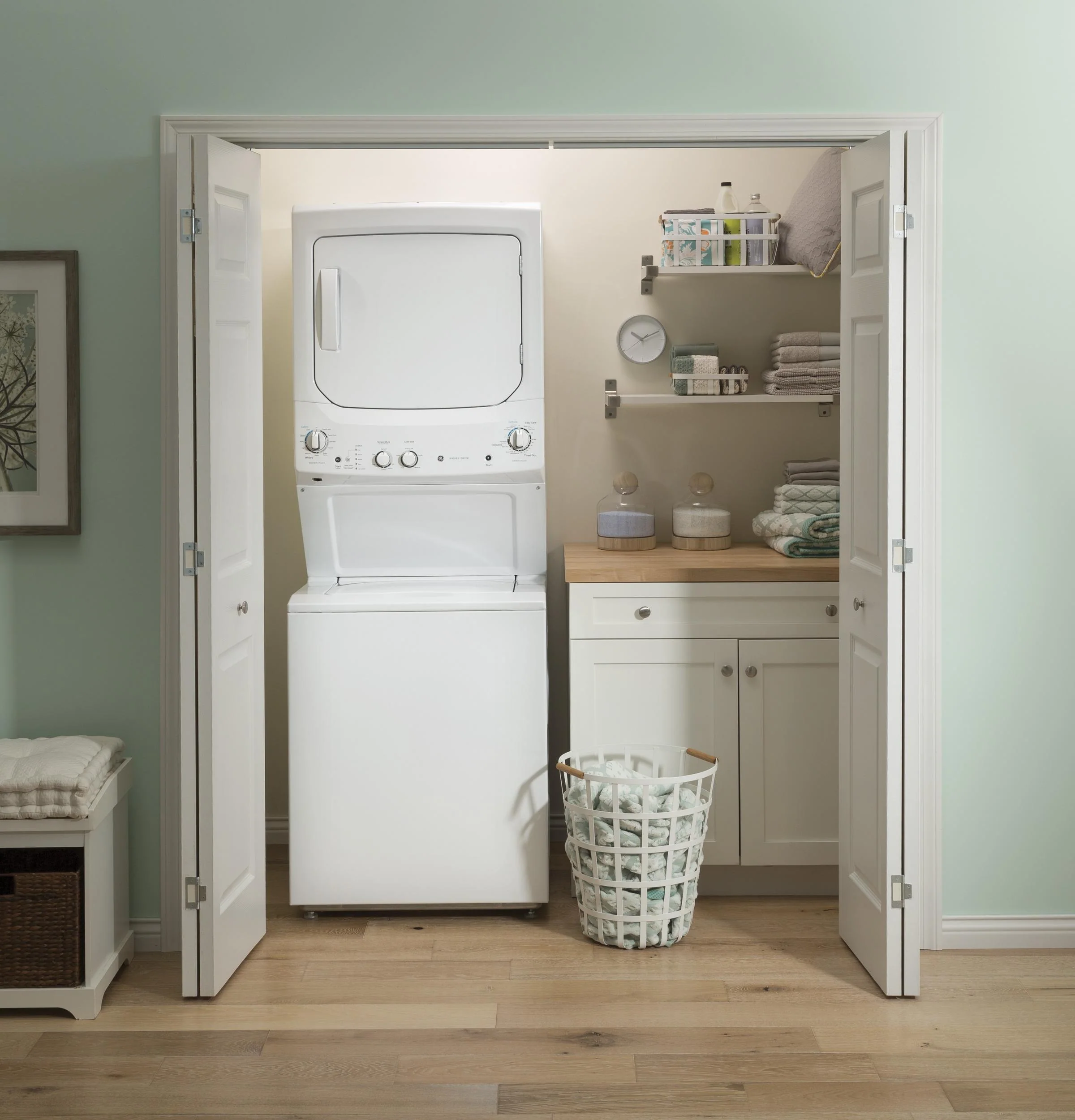 GUD27GSSMWW GE Unitized Spacemaker® 3.8 cu. ft. Capacity Washer with Stainless Steel Basket and 5.9 cu. ft. Capacity Gas Dryer - Image 9