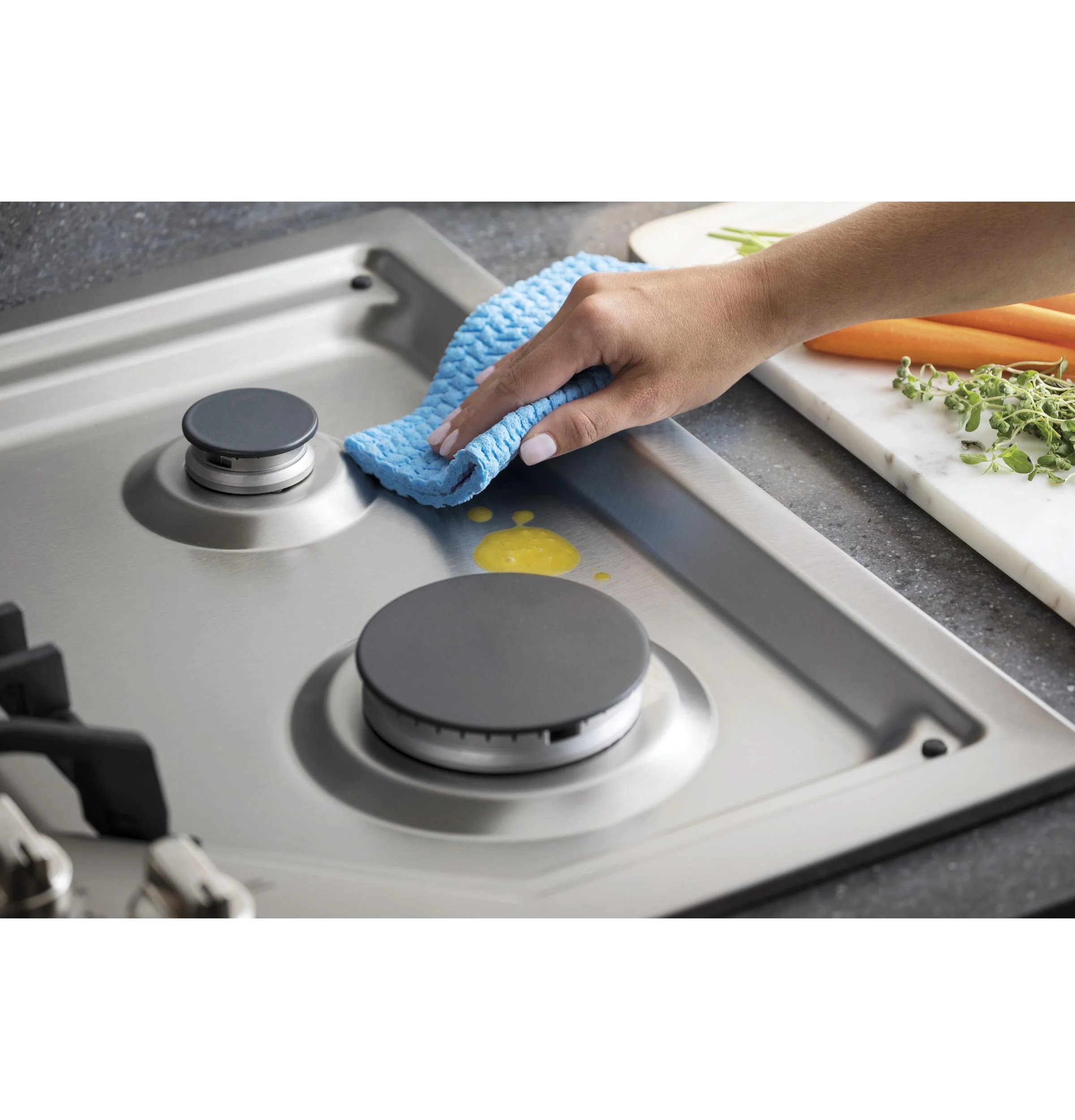 PGP9036SLSS GE Profile™ 36" Built-In Tri-Ring Gas Cooktop with 5 Burners and Included Extra-Large Integrated Griddle - Image 6