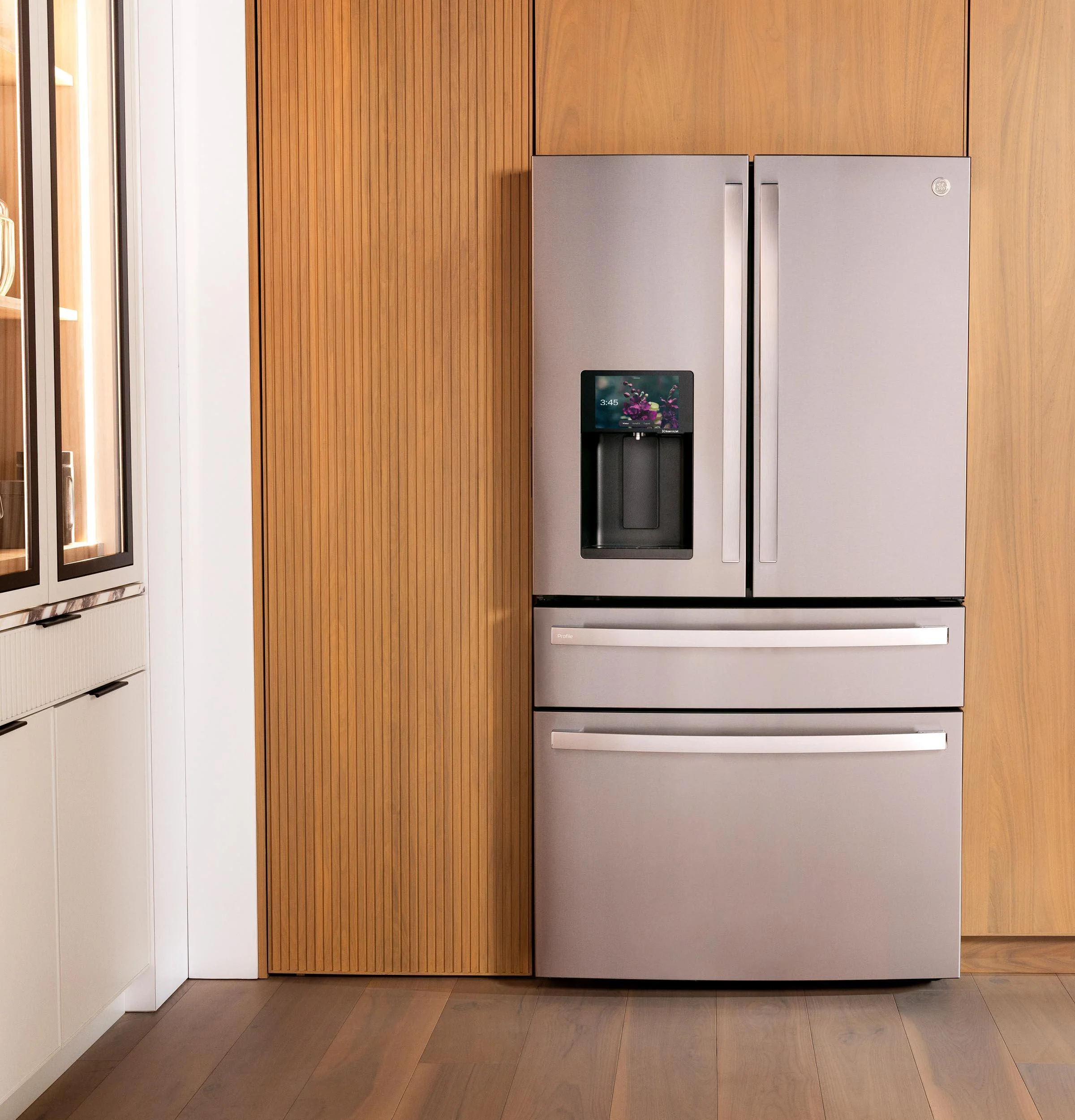 PVD28HYYFS GE Profile™ ENERGY STAR® 27.9 Cu. Ft. Smart 4-Door French-Door Refrigerator with Kitchen Assistant™ - Image 42