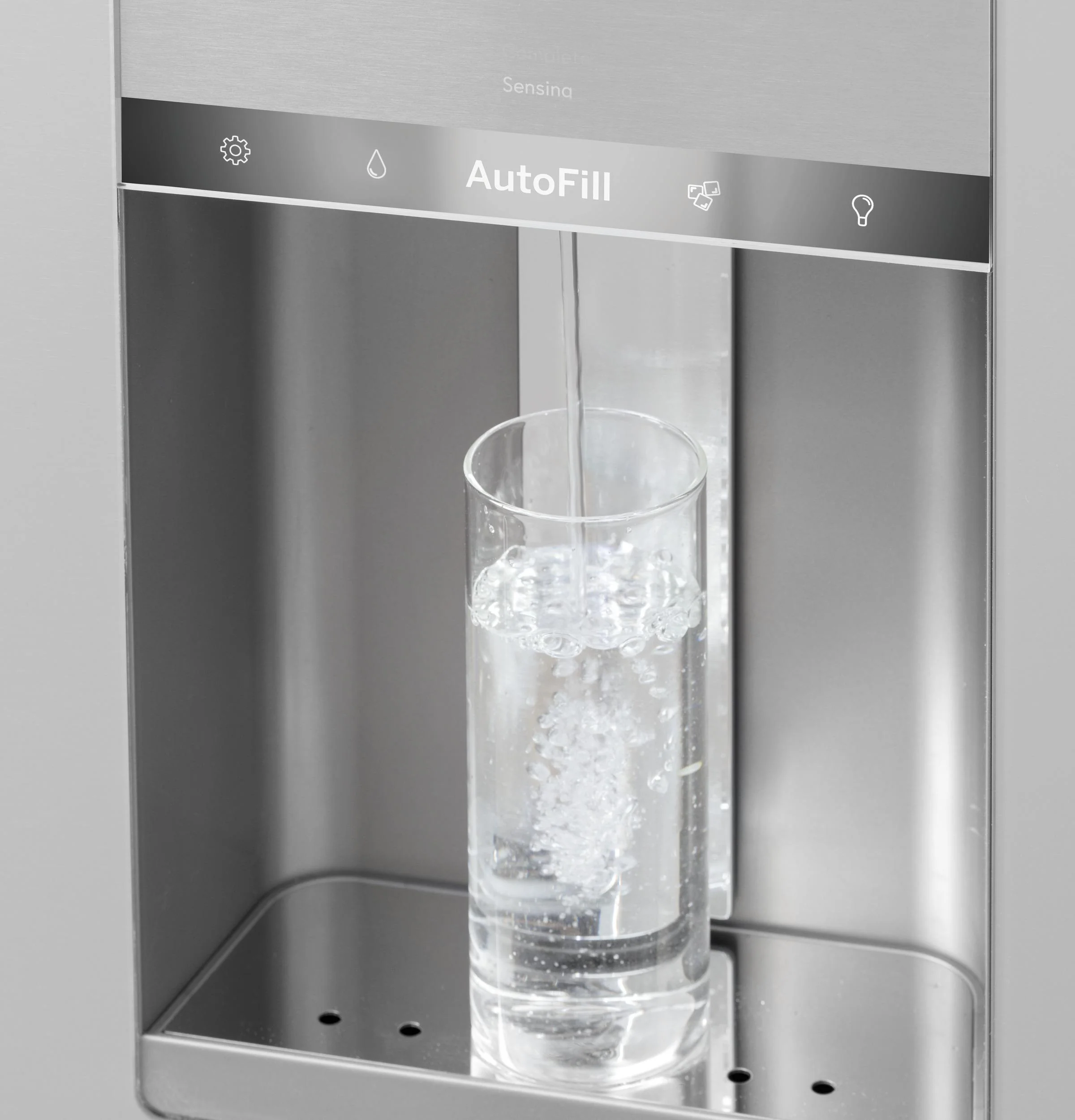 PXD22BYPFS GE Profile™ 22.4 Cu. Ft. Smart Counter-Depth Fingerprint Resistant 4-Door French-Door Refrigerator with Door In Door - Image 31