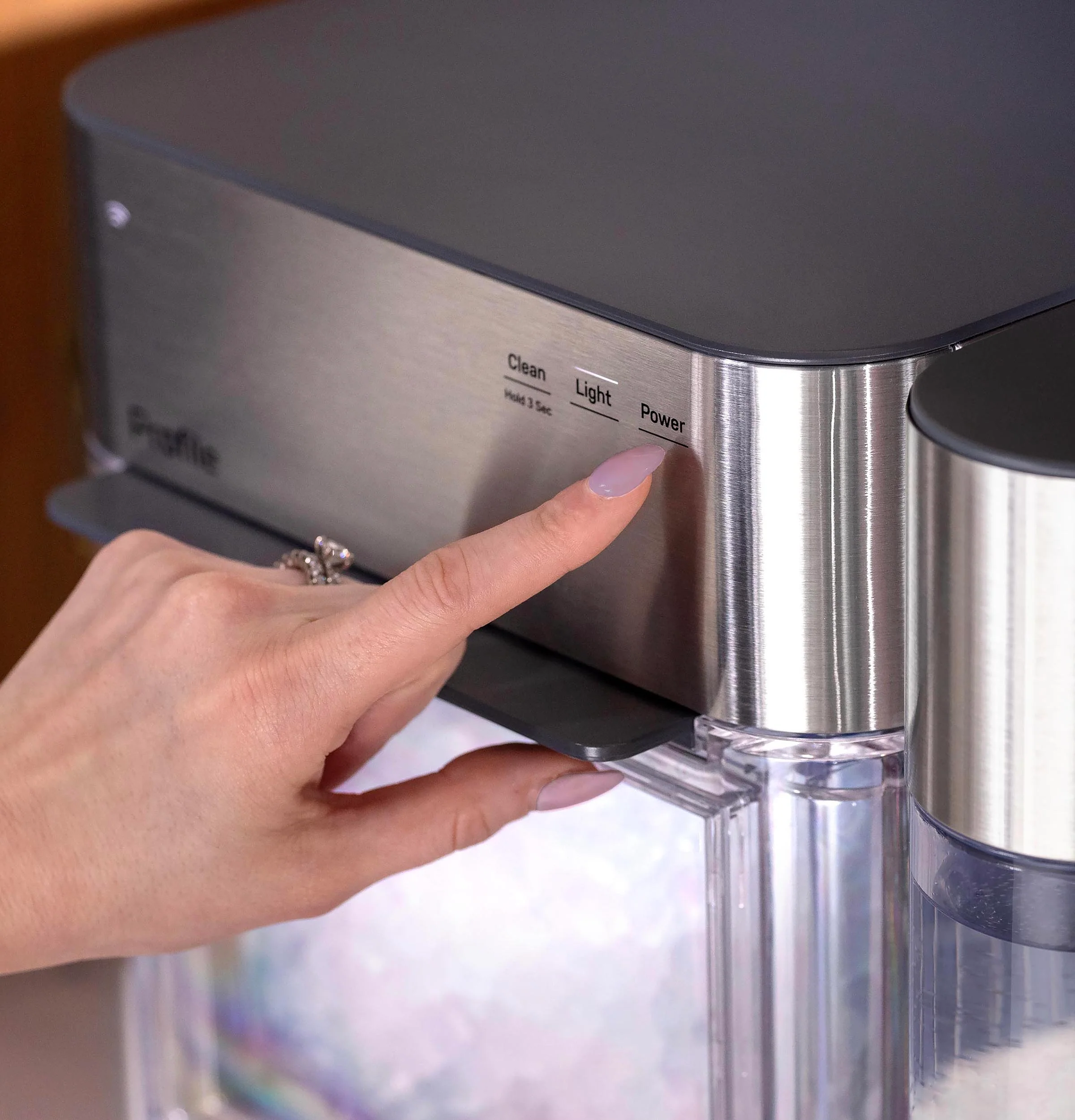 XPIO13SWBB GE Profile™ Opal™ 2.0 Ultra Nugget Ice Maker with Side Tank and Scale Inhibiting Filter - Image 12