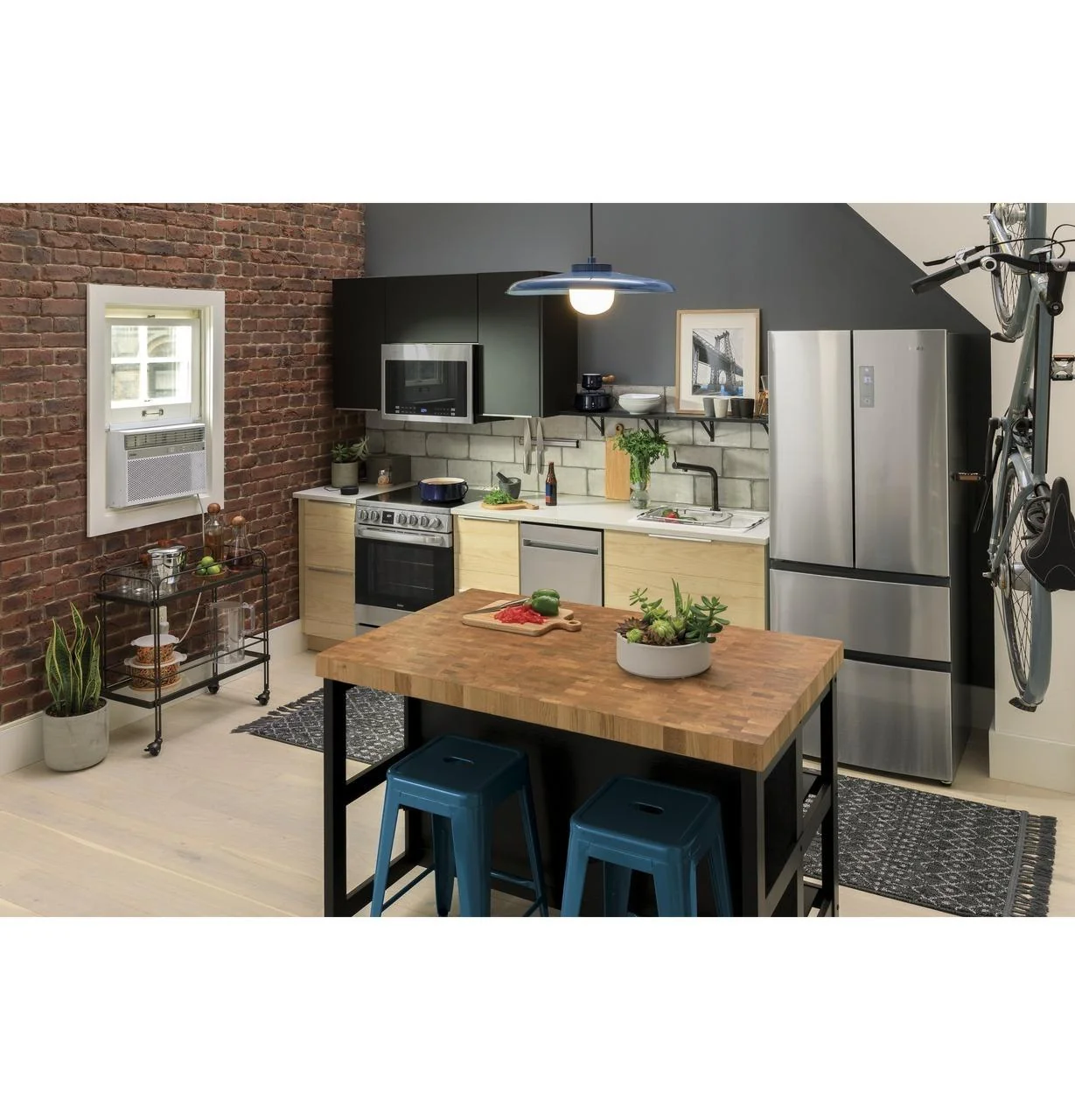 QAS740RMSS Haier ENERGY STAR® 24" 2.9 Cu. Ft. Electric Range - Image 66