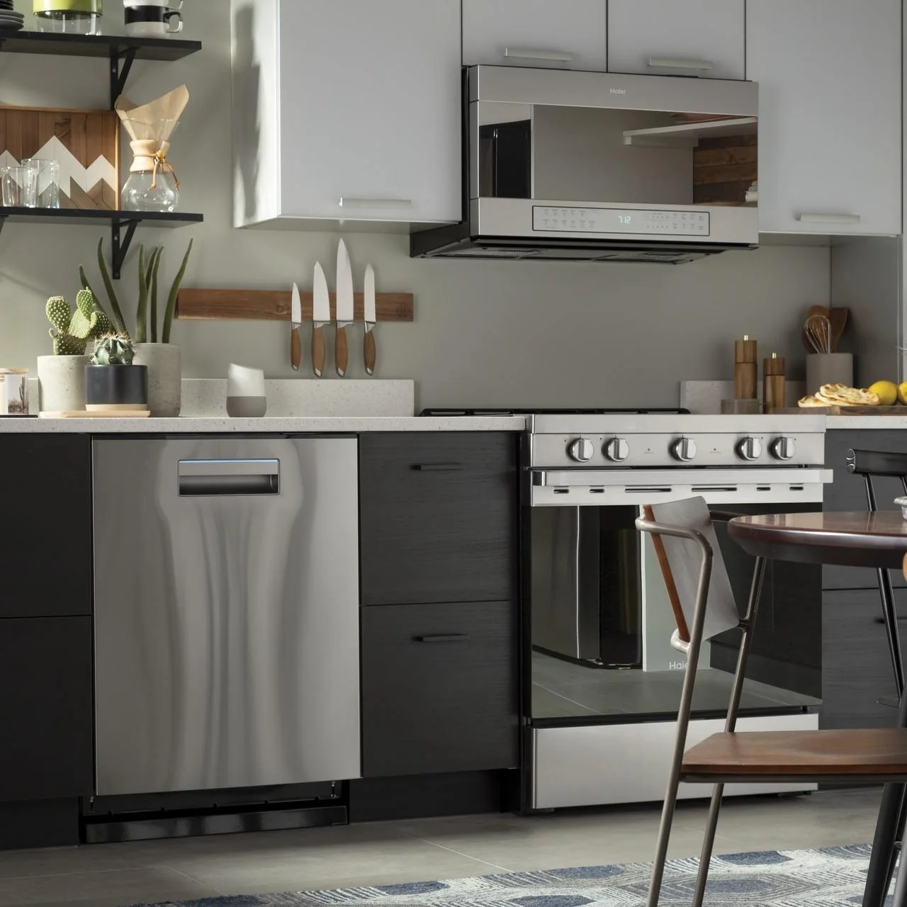 Haier ENERGY STAR® Smart Top Control with Stainless Steel Interior Dishwasher with Sanitize Cycle - Image 60