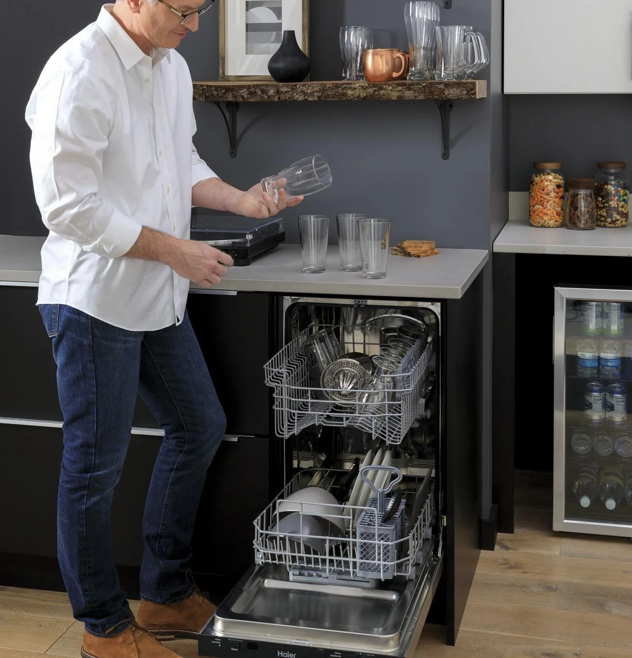 QDT125SSLSS Haier ENERGY STAR® 18" Stainless Steel Interior Dishwasher with Sanitize Cycle - Image 65
