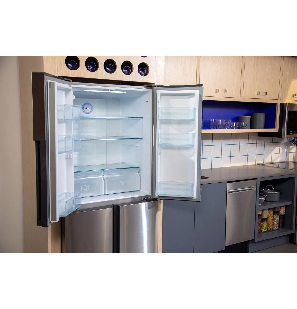 QHE16HYPFS Haier ENERGY STAR® 16.8 Cu. Ft. Quad Door Refrigerator - Image 70