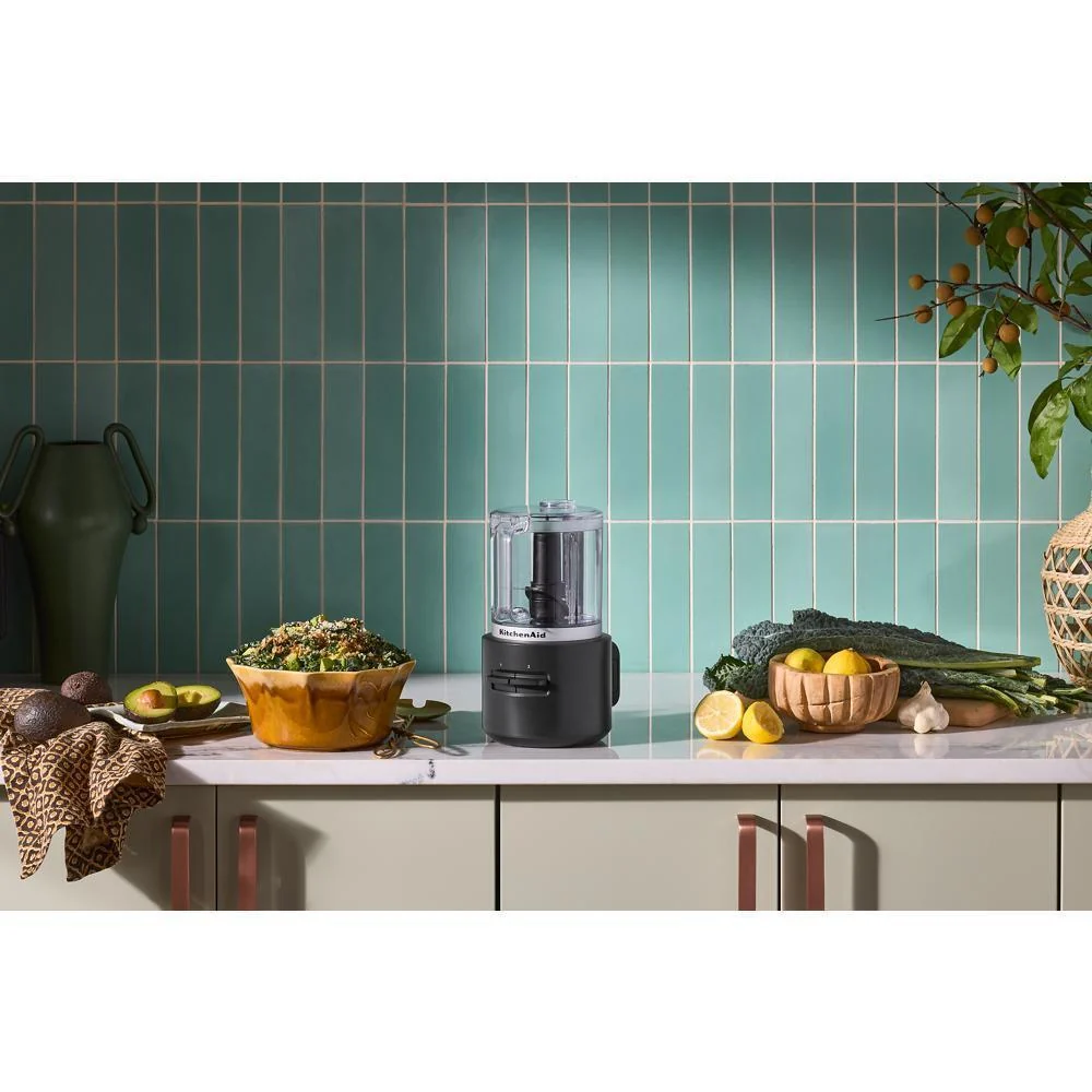 KCJR160BM KitchenAid Go® Cordless Citrus Juicer - battery sold separately - Image 10