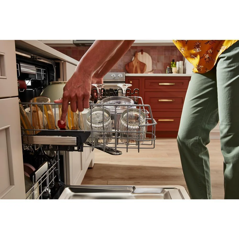 Kitchenaid KDTF924PPS 39 dBA PrintShield™ Finish Flush-to-Cabinet Dishwasher with FreeFlex™ Fit Third Level Rack - Image 11