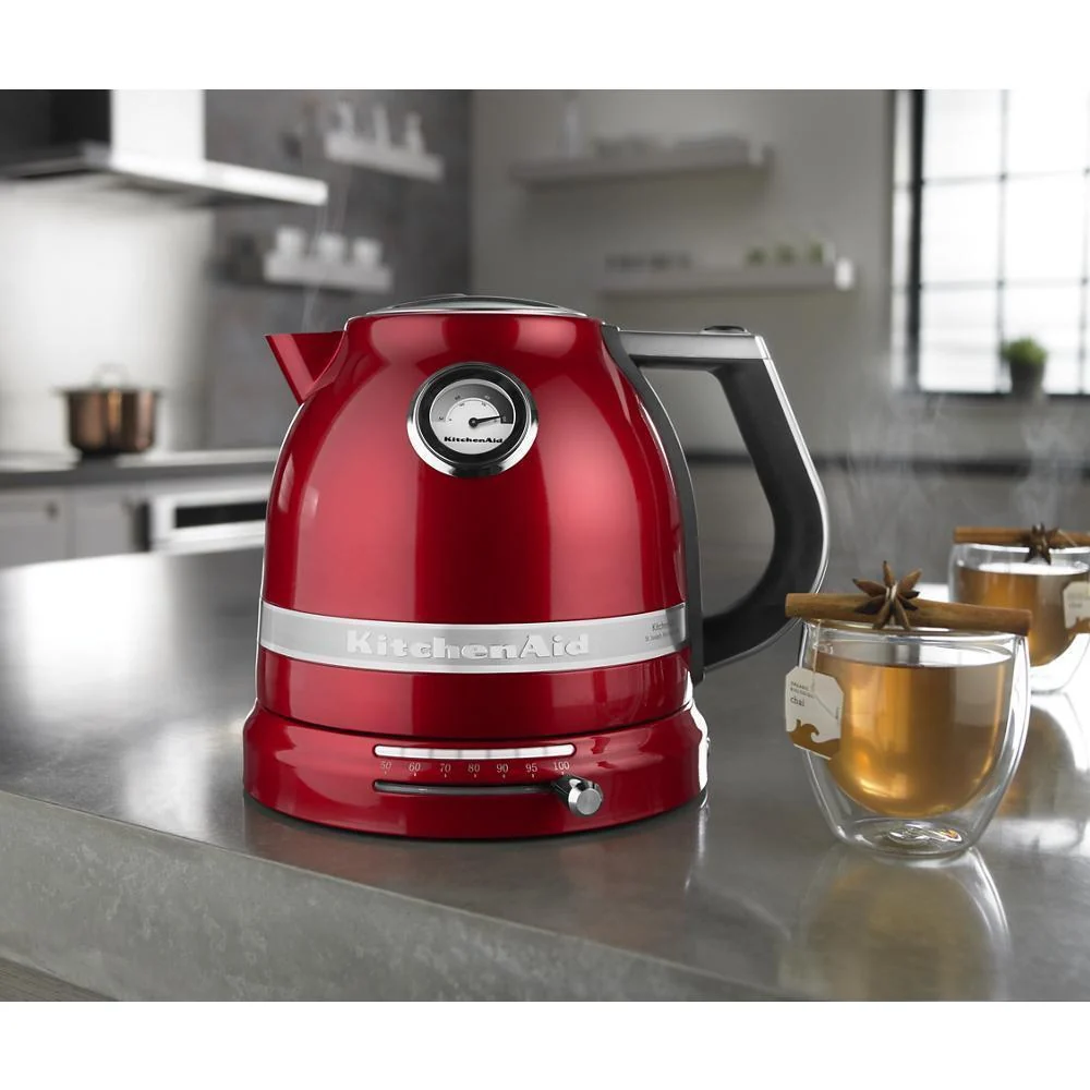 Kitchenaid KEK1522CA 1.5 L Pro Line® Series Electric Kettle - Image 4
