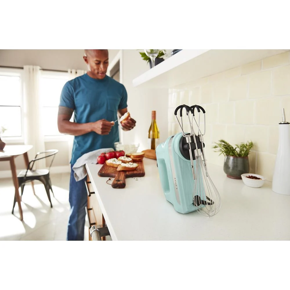 Kitchenaid KHM6118IC 6 Speed Hand Mixer with Flex Edge Beaters - Image 7