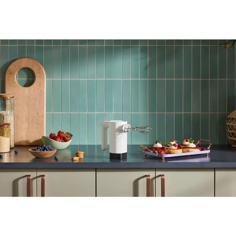 KHMR700PL KitchenAid Go® Cordless Hand Mixer - battery sold separately - Image 6