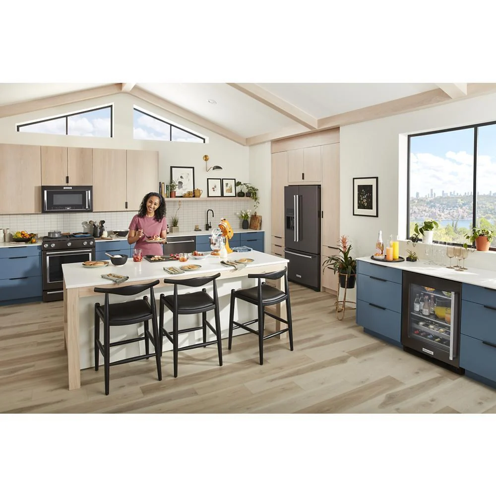 26.8 cu. ft. 36-Inch Width Standard Depth French Door Refrigerator with Exterior Ice and Water and PrintShield™ Finish - Image 12