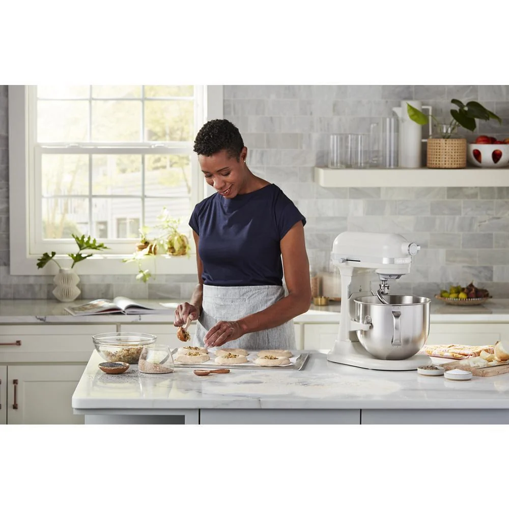KSM70SKXXMH KitchenAid® 7 Quart Bowl-Lift Stand Mixer - Image 2