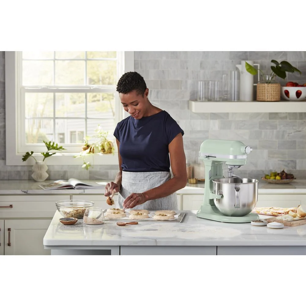 KSM70SKXXPT KitchenAid® 7 Quart Bowl-Lift Stand Mixer - Image 2