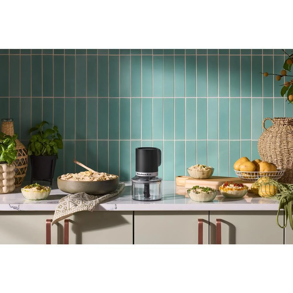 KTCR350BM KitchenAid Go® Cordless Top Down Chopper - battery sold separately - Image 16